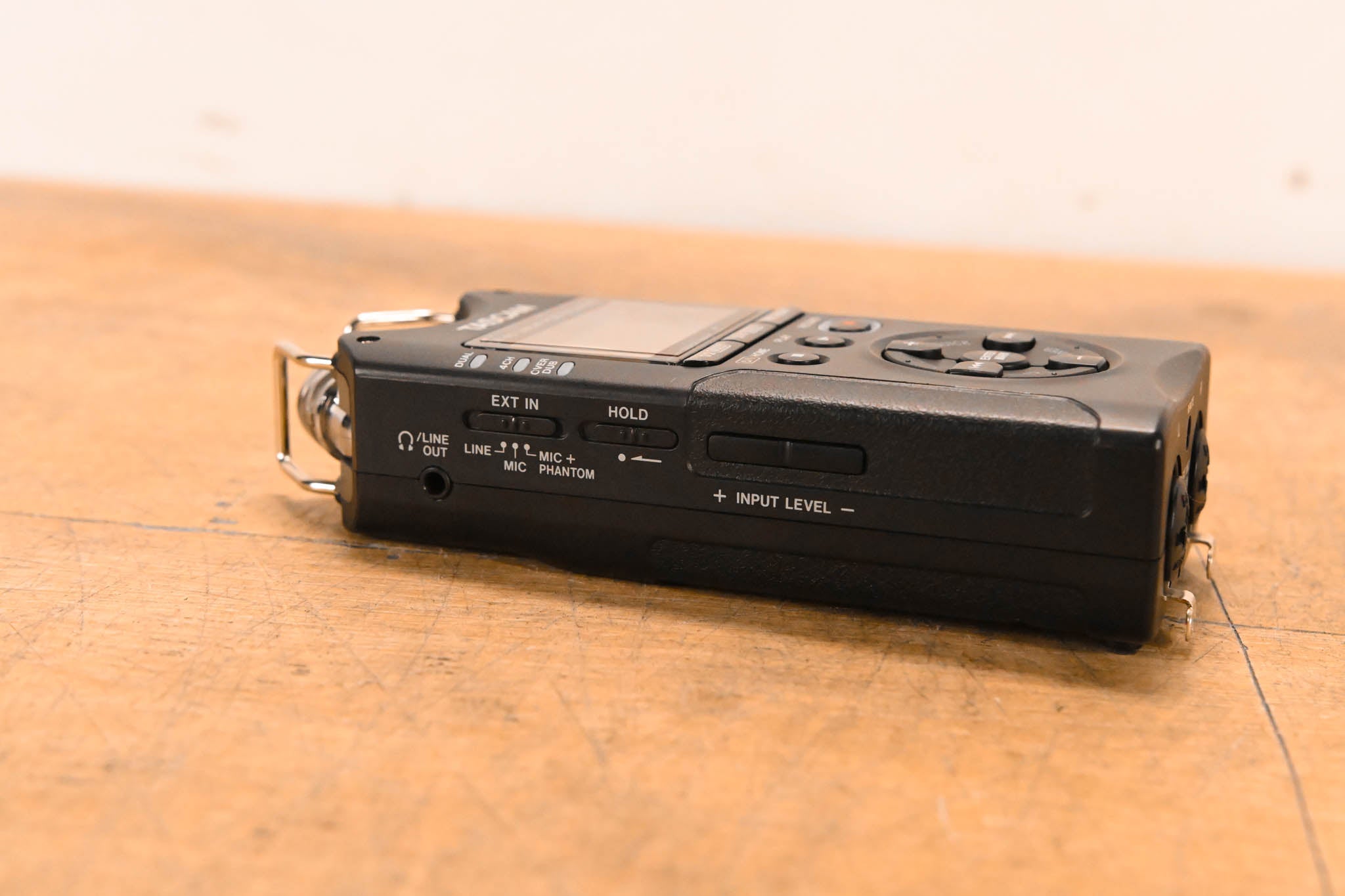 TASCAM DR-40 Handheld 4-Track Recorder