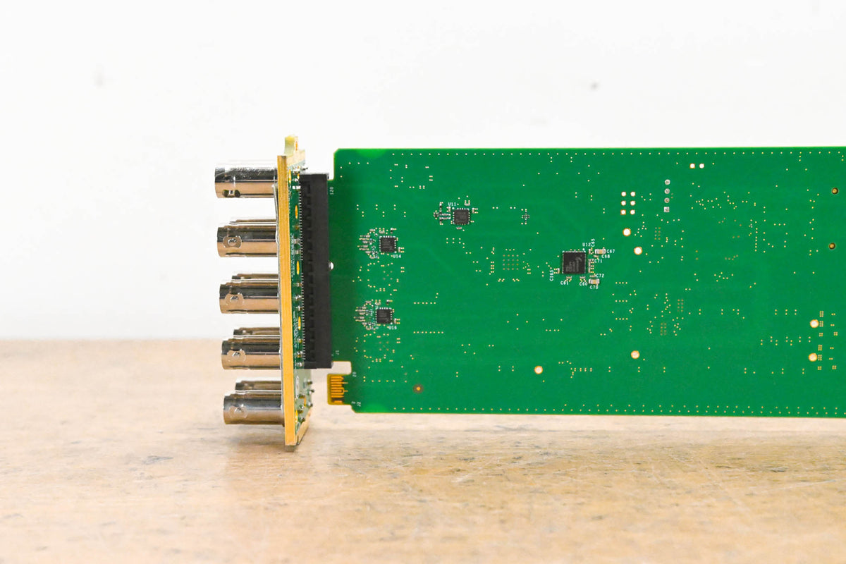 Ross SRA-8802 3G-SDI Reclocking Digital Amplifier with Rear Module