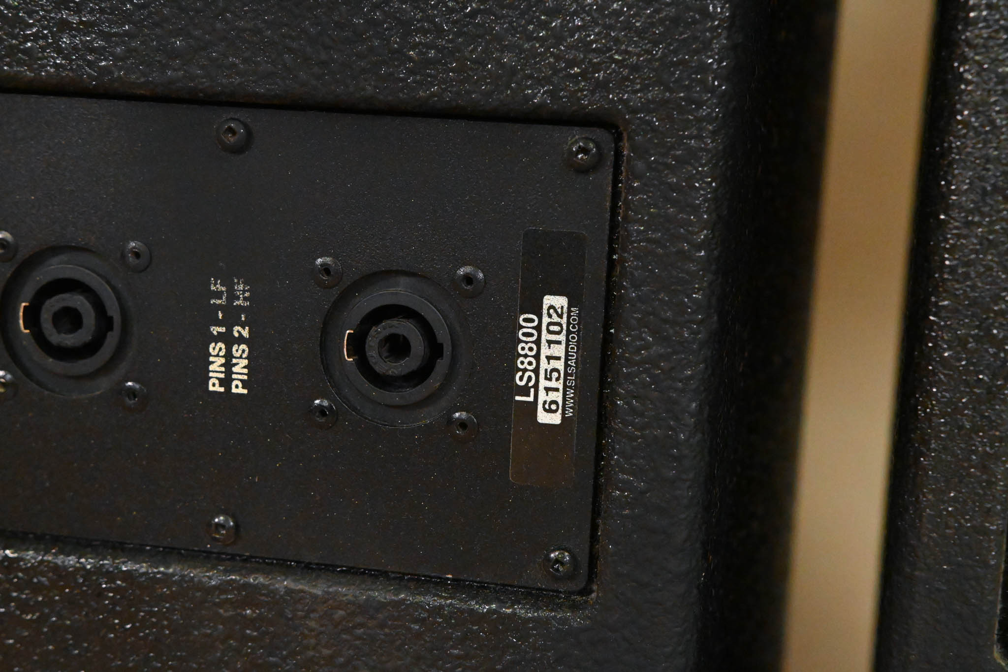 SLS LS8800 Full-Range Line Array Module (PAIR)