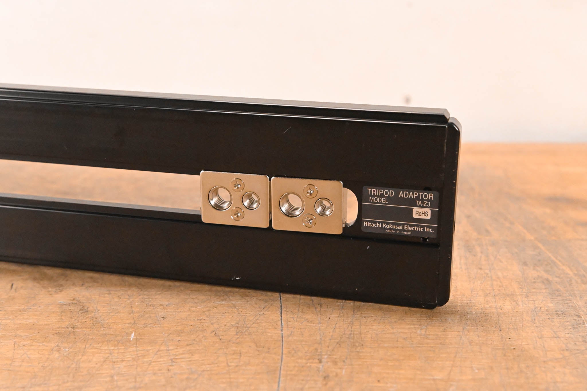 Hitachi TA-Z3 Tripod Quick Release Adapter