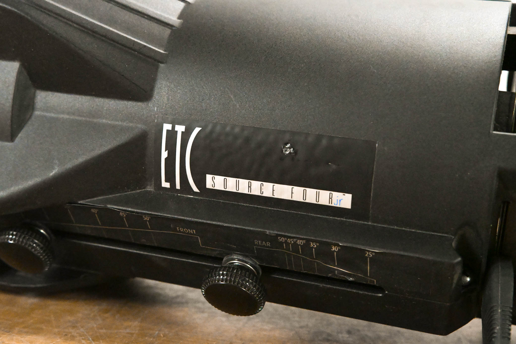 ETC Source Four Jr 25-50 Degree Zoom 575 Ellipsoidal Light