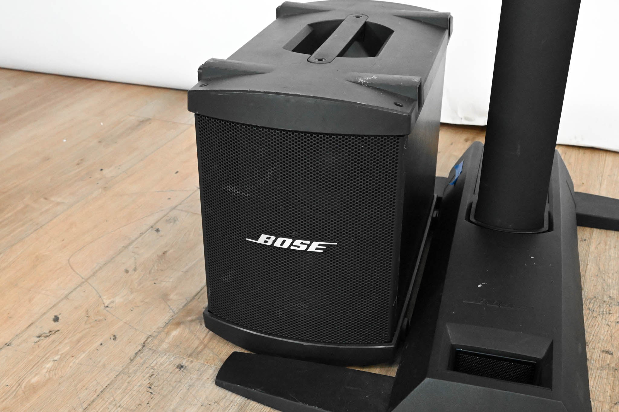 Bose L1 Model 1S with B1 Bass Module - Portable PA System