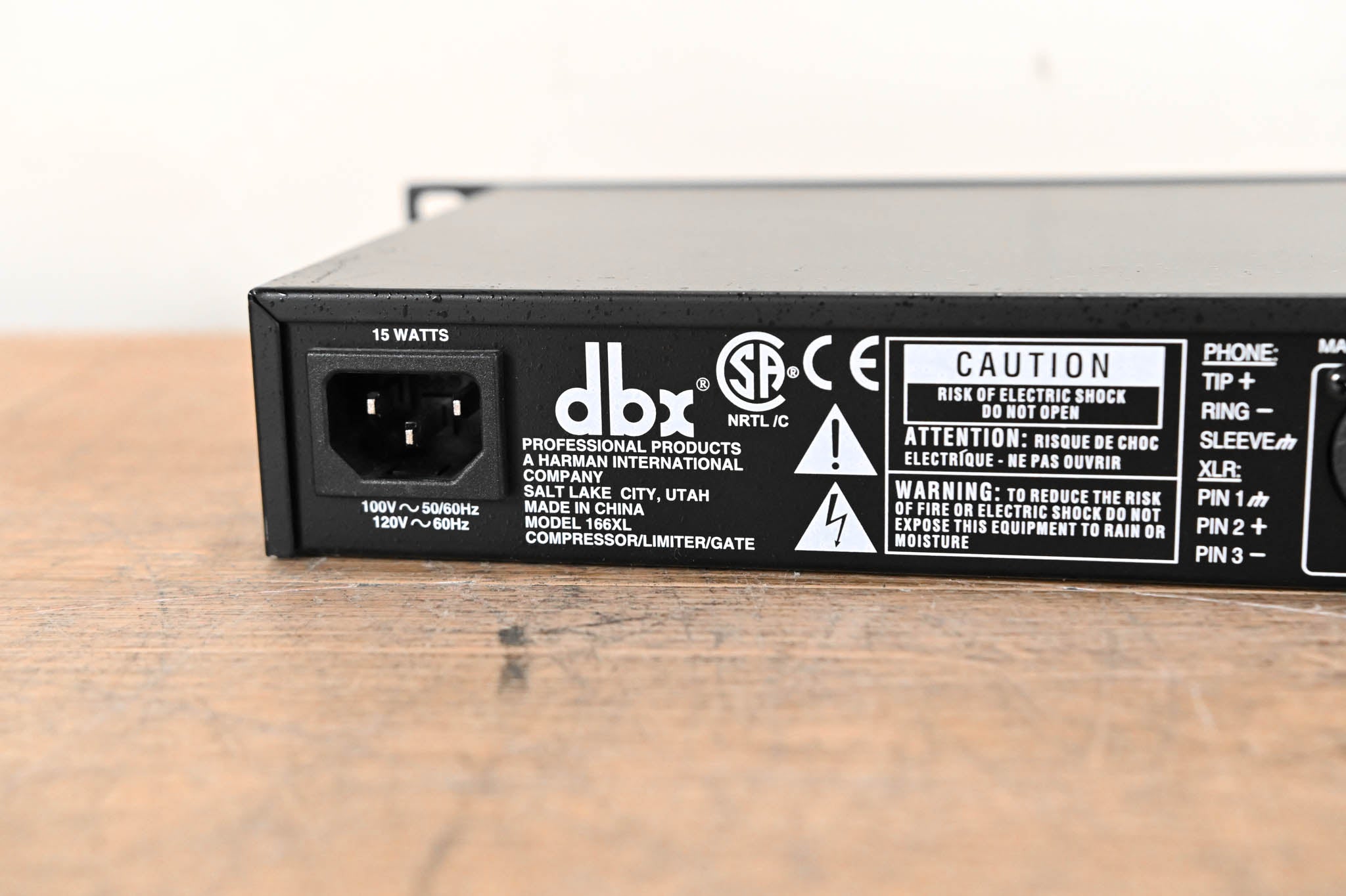 dbx 166XL 2-Channel Compressor/Limiter/Gate