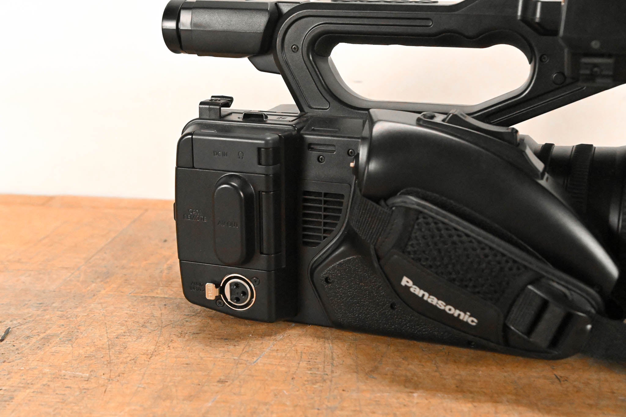 Panasonic AG-UX90 UHD 4K Professional Camcorder