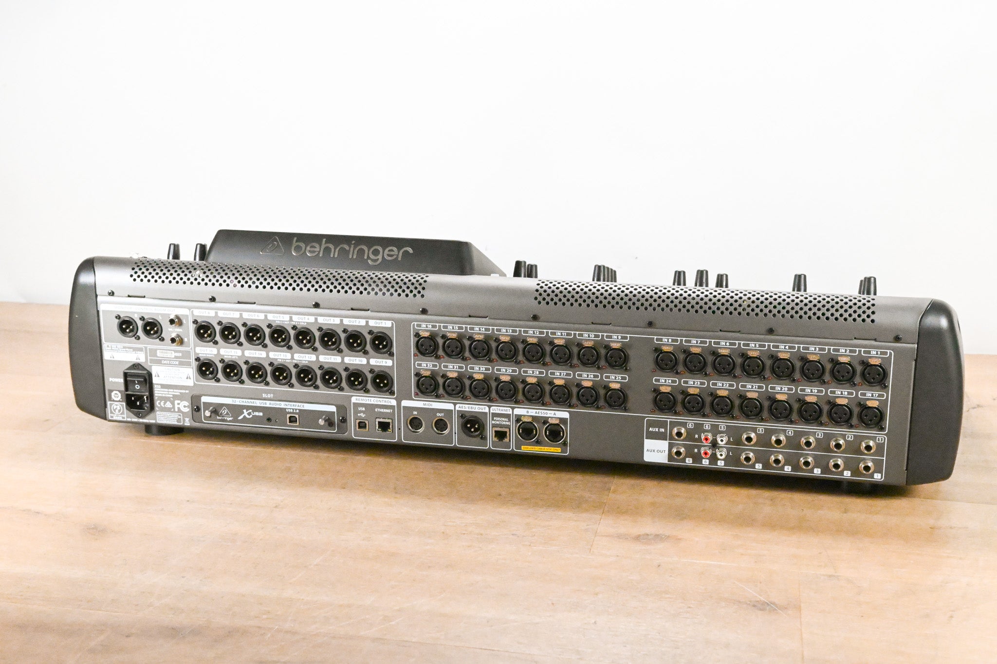 Behringer X32 40-Channel Digital Mixing Console