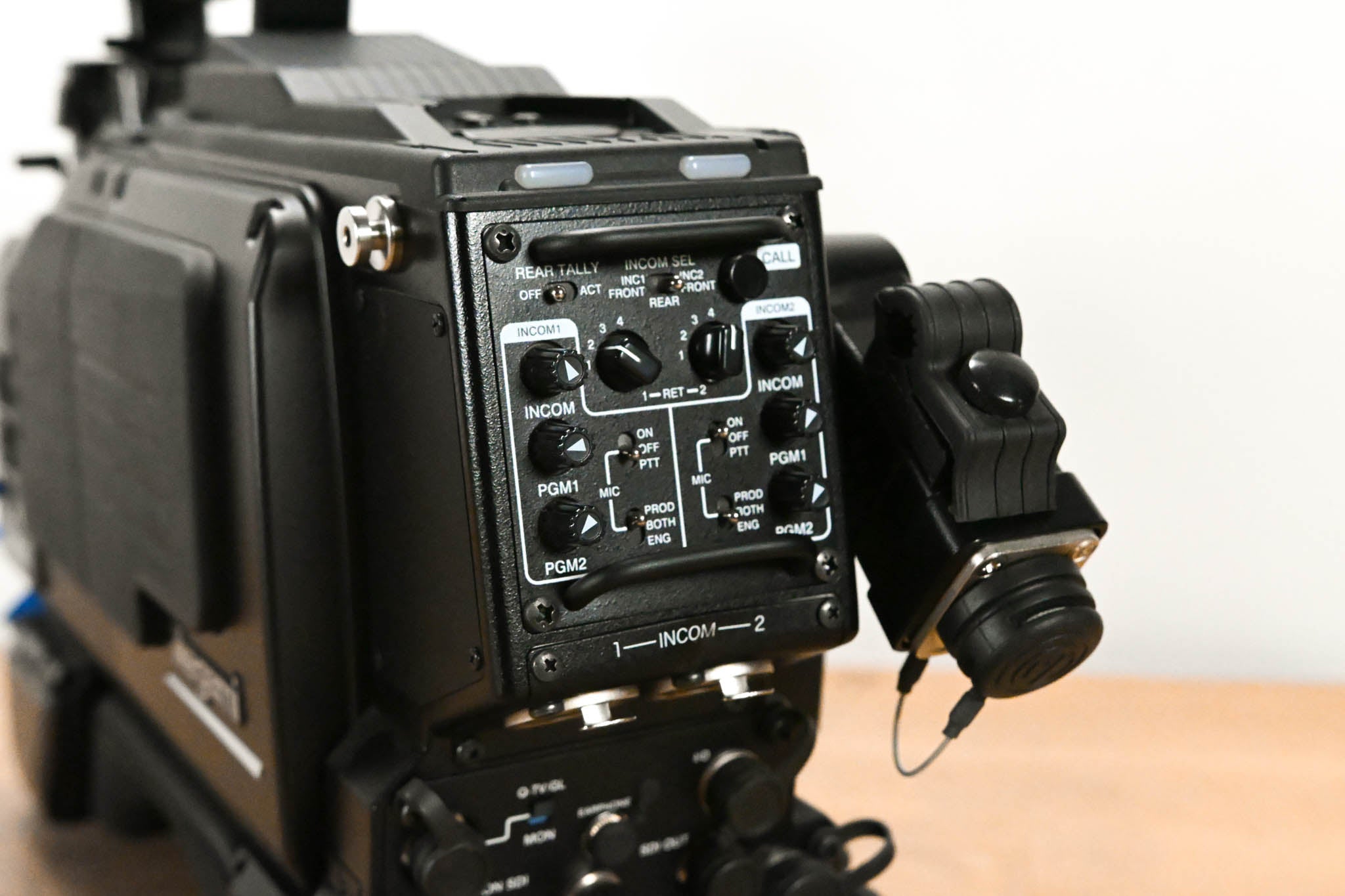 Ikegami HC-HD300 3-CMOS Full HD Camera w/ FA-300 Fiber Adapter