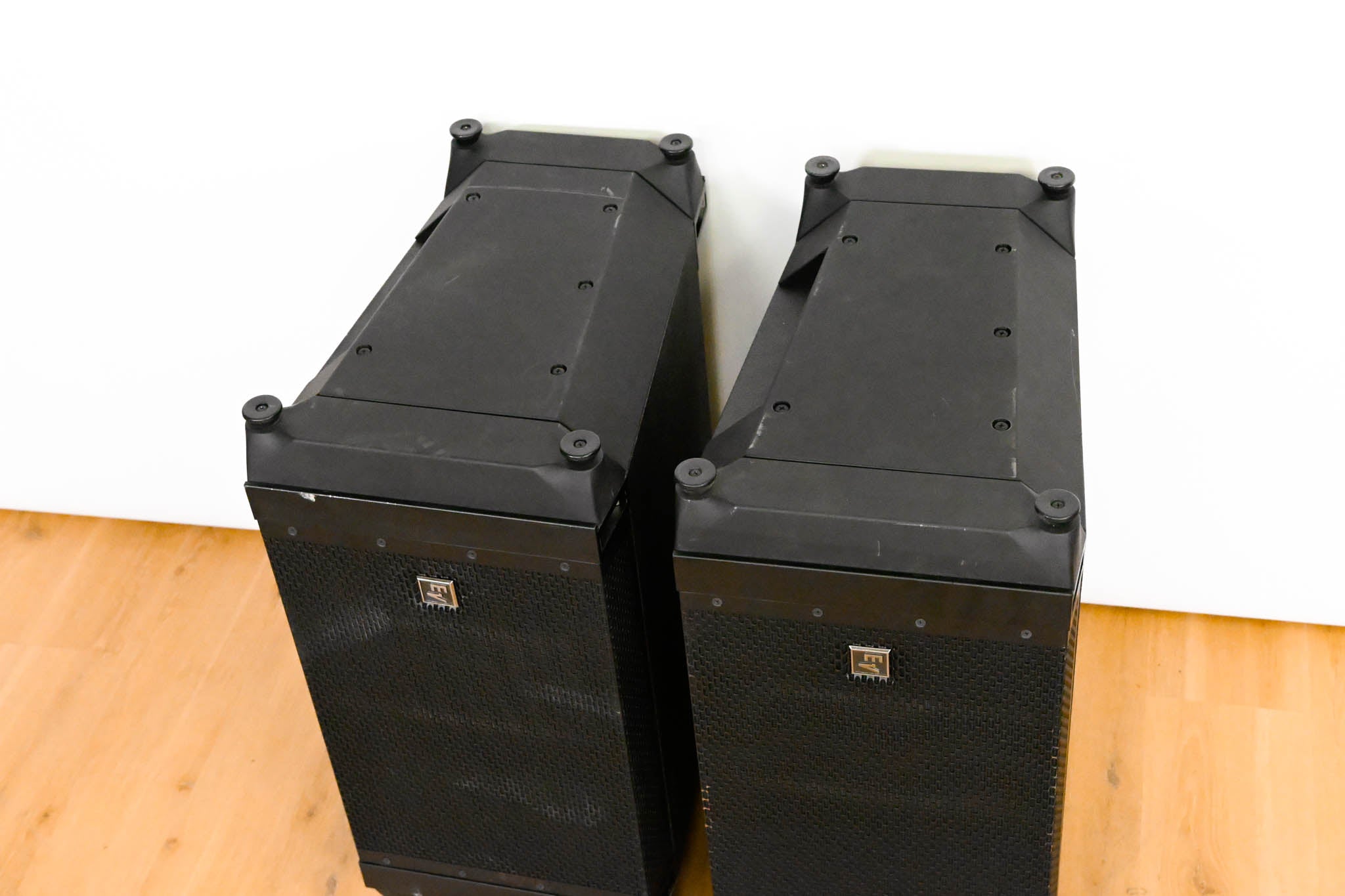 Electro-Voice (EV) X2-212/90 12" Vertical Line Array Loudspeaker (PAIR)