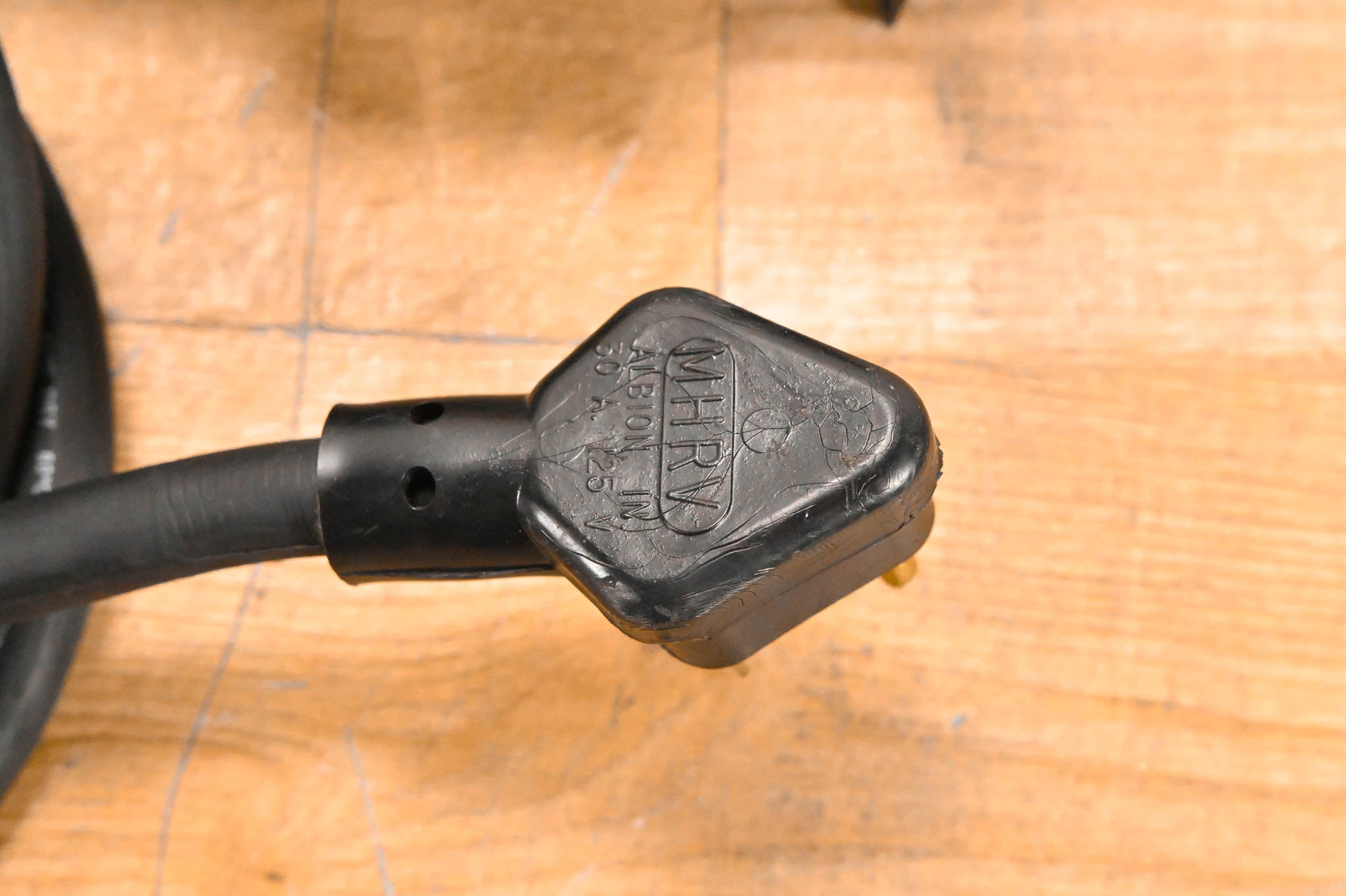 Crown Macro-Tech 3600VZ 2-Channel Power Amplifier