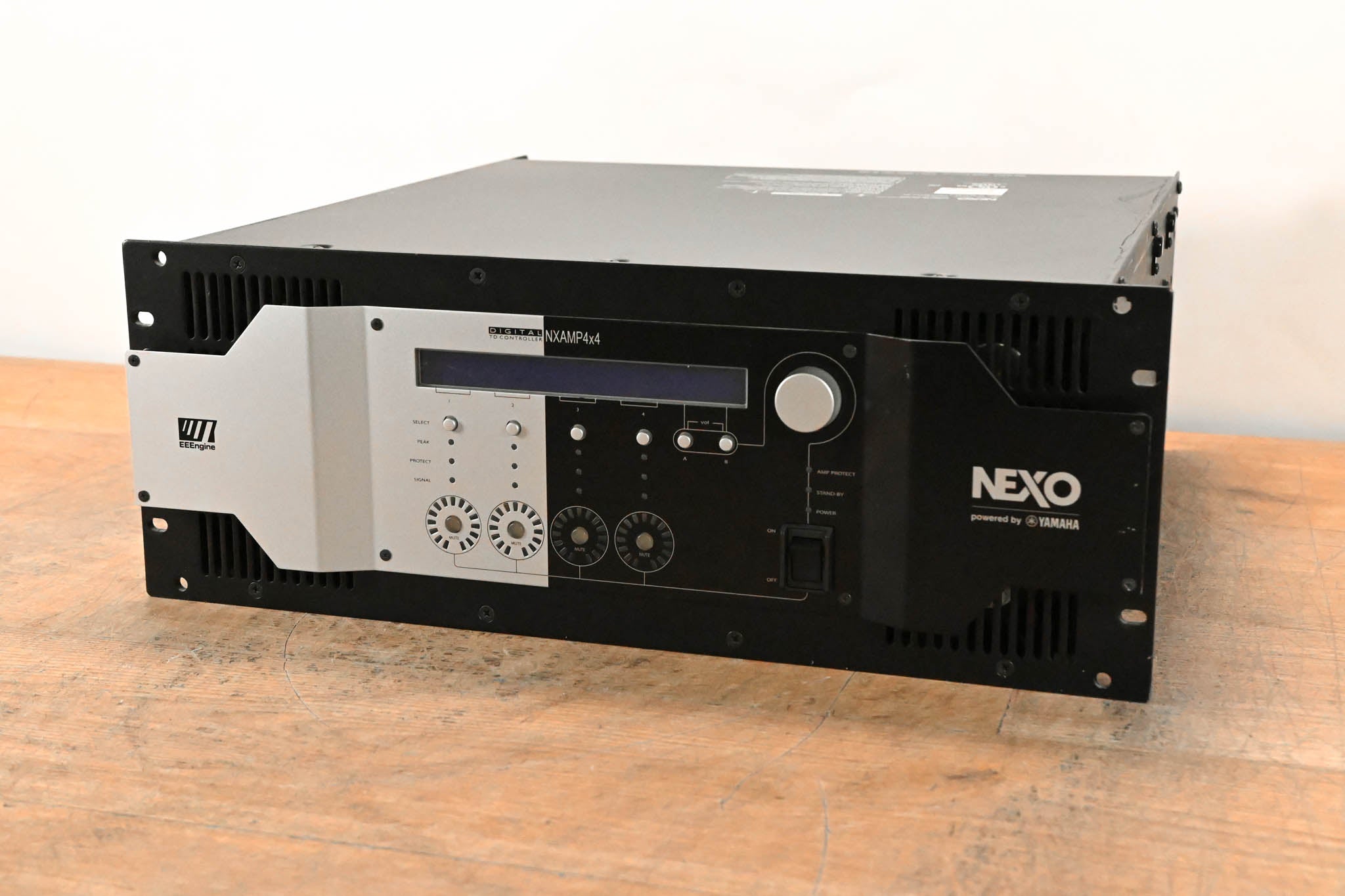 NEXO NXAMP4x4 4-CH Power Amp and Loudspeaker Controller (NO POWER CABLE)