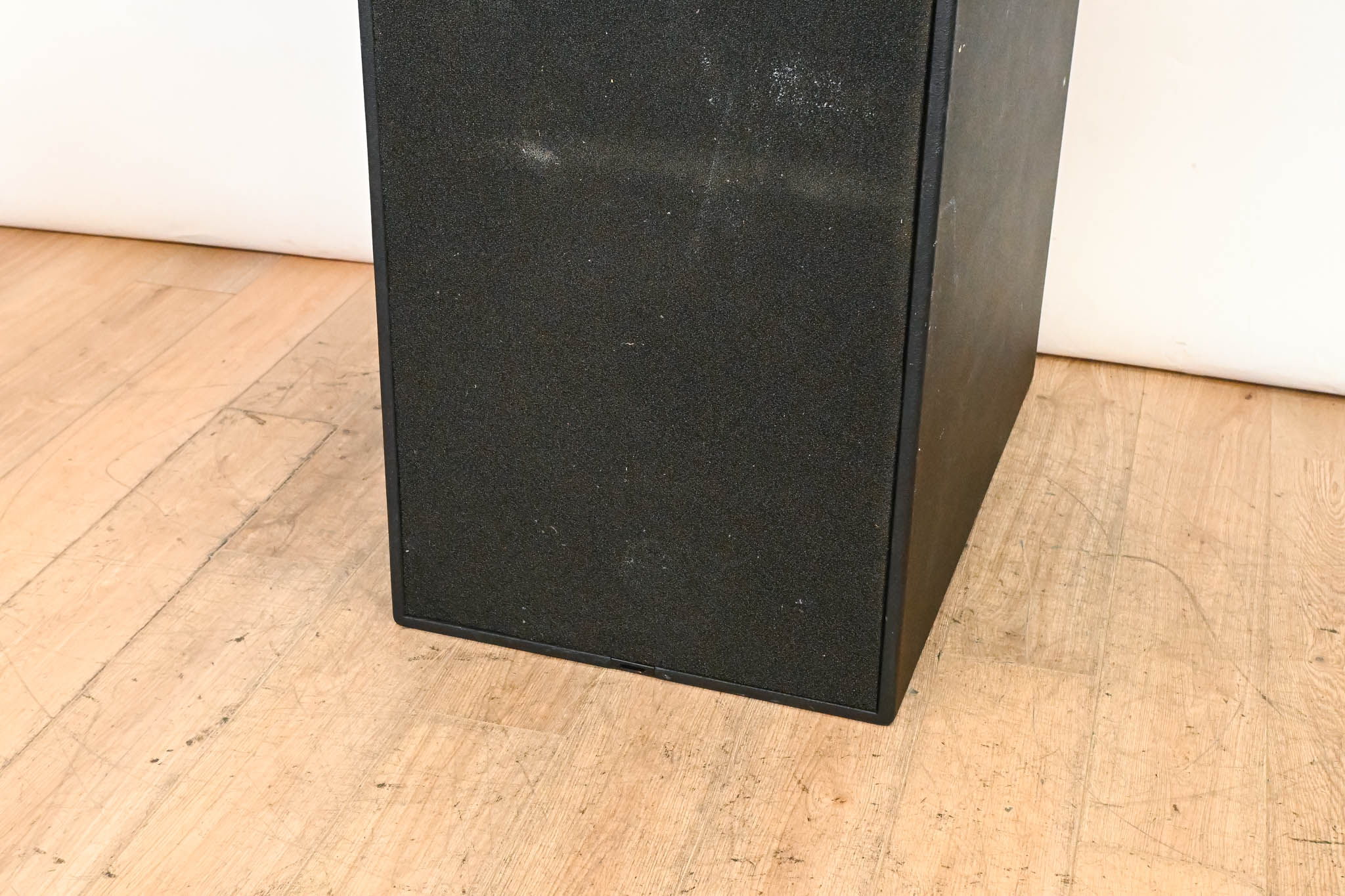 d&b audiotechnik B2-SUB 2 x 18" Passive Subwoofer