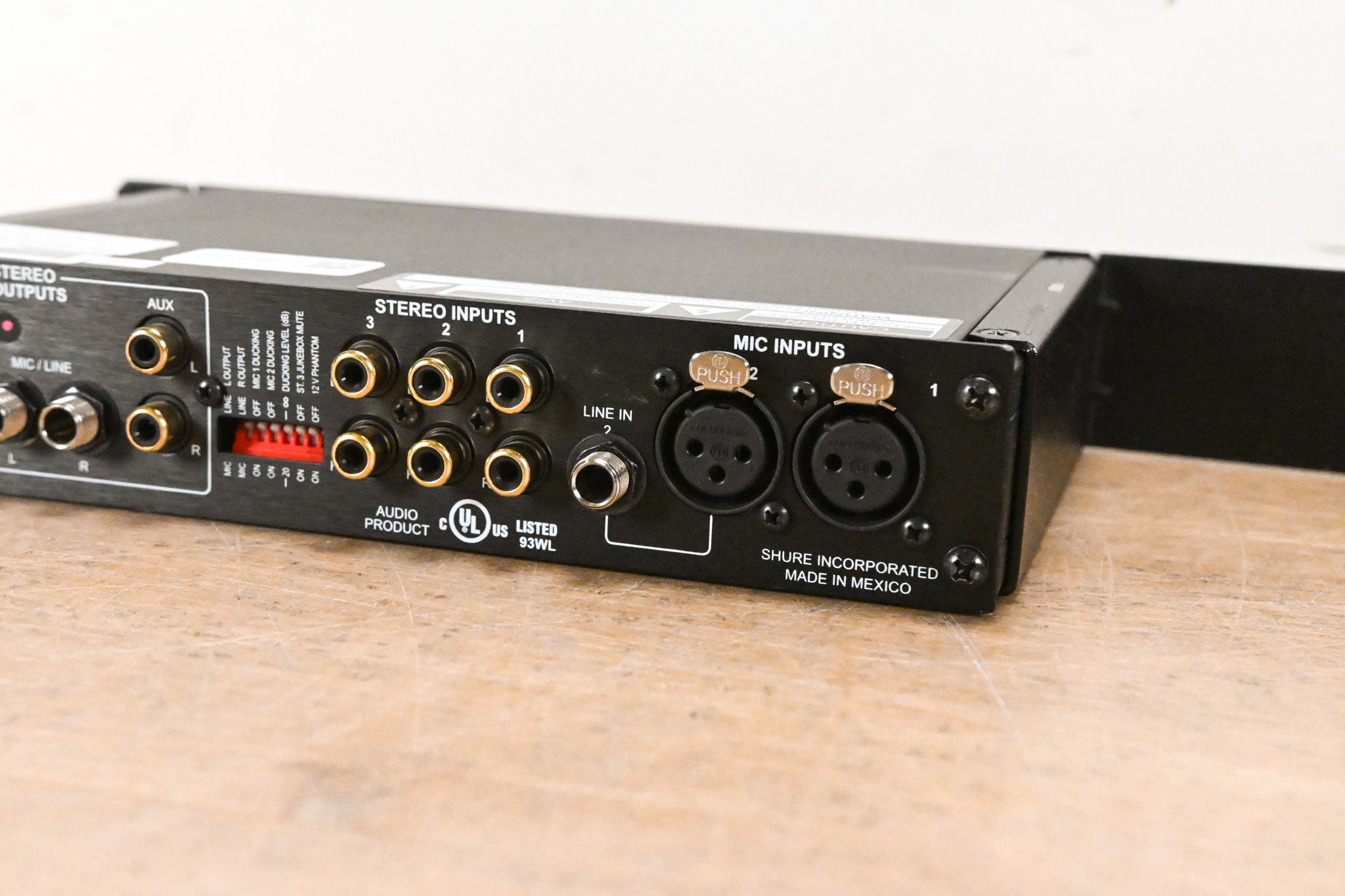 Shure SCM262 Stereo Microphone Mixer