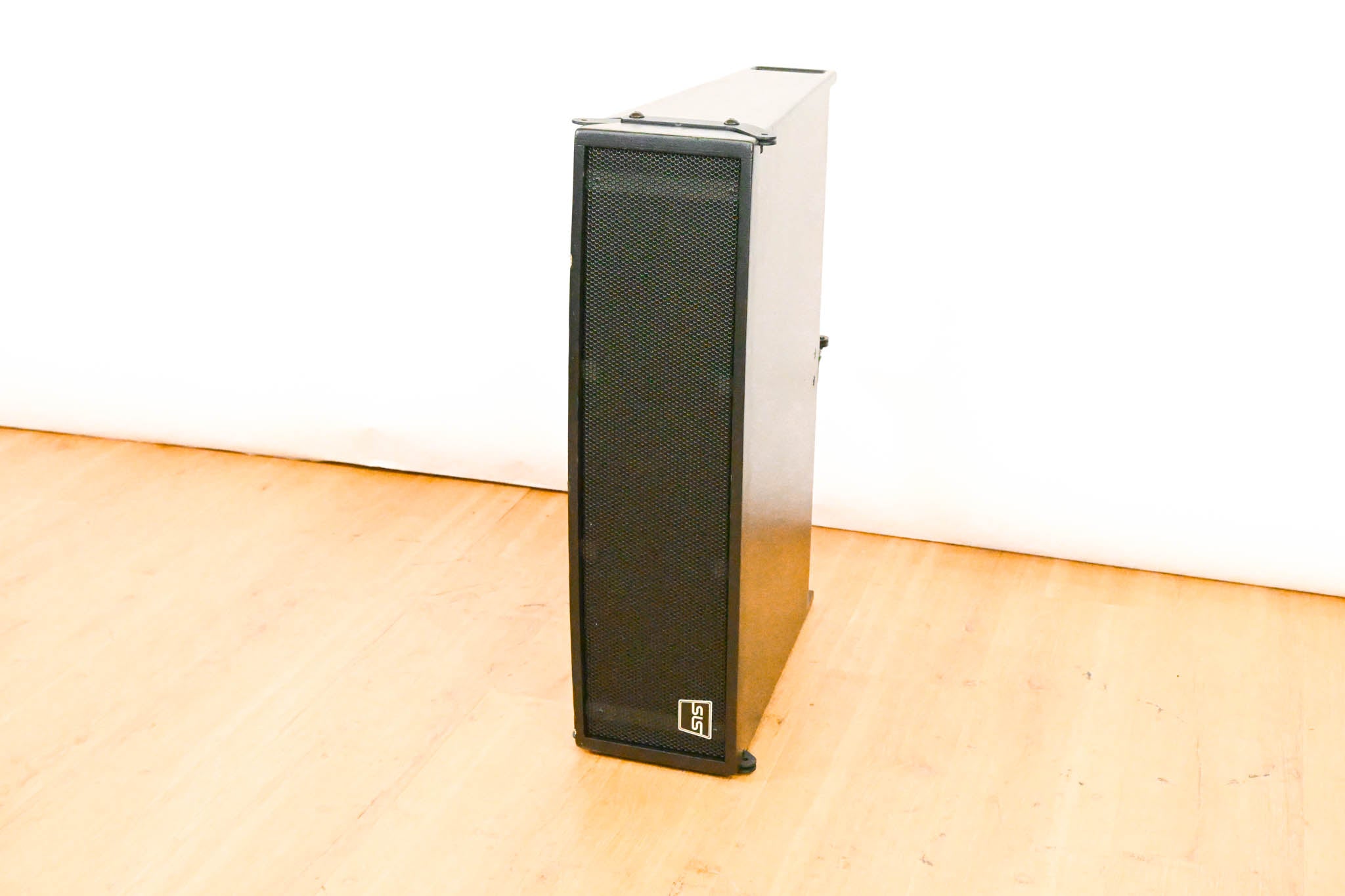 SLS CPA7600 Compact 3-Way Line Array Speaker