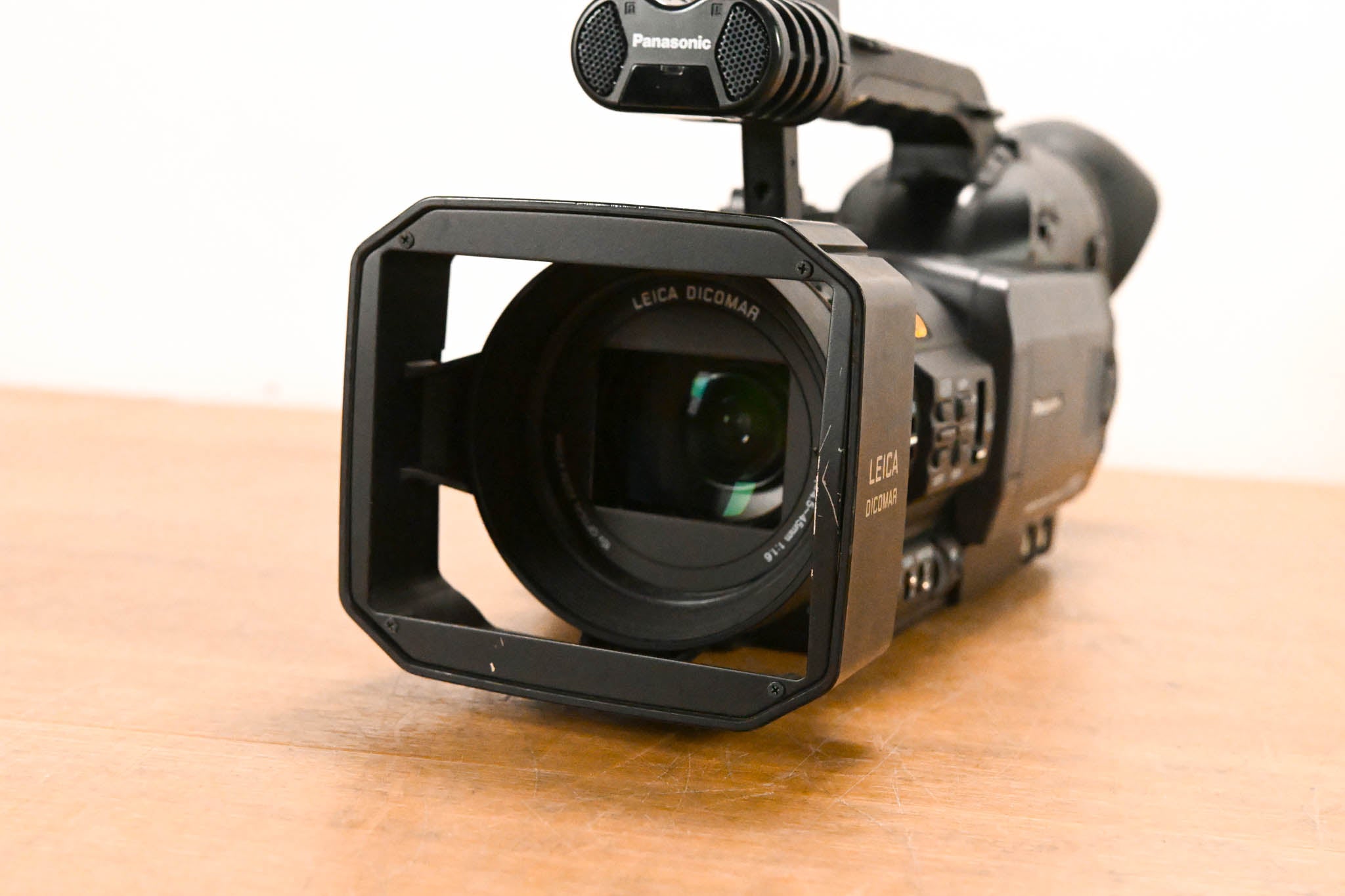 Panasonic AG-DVX100B 3-CCD Mini-DV Cinema Video Camcorder