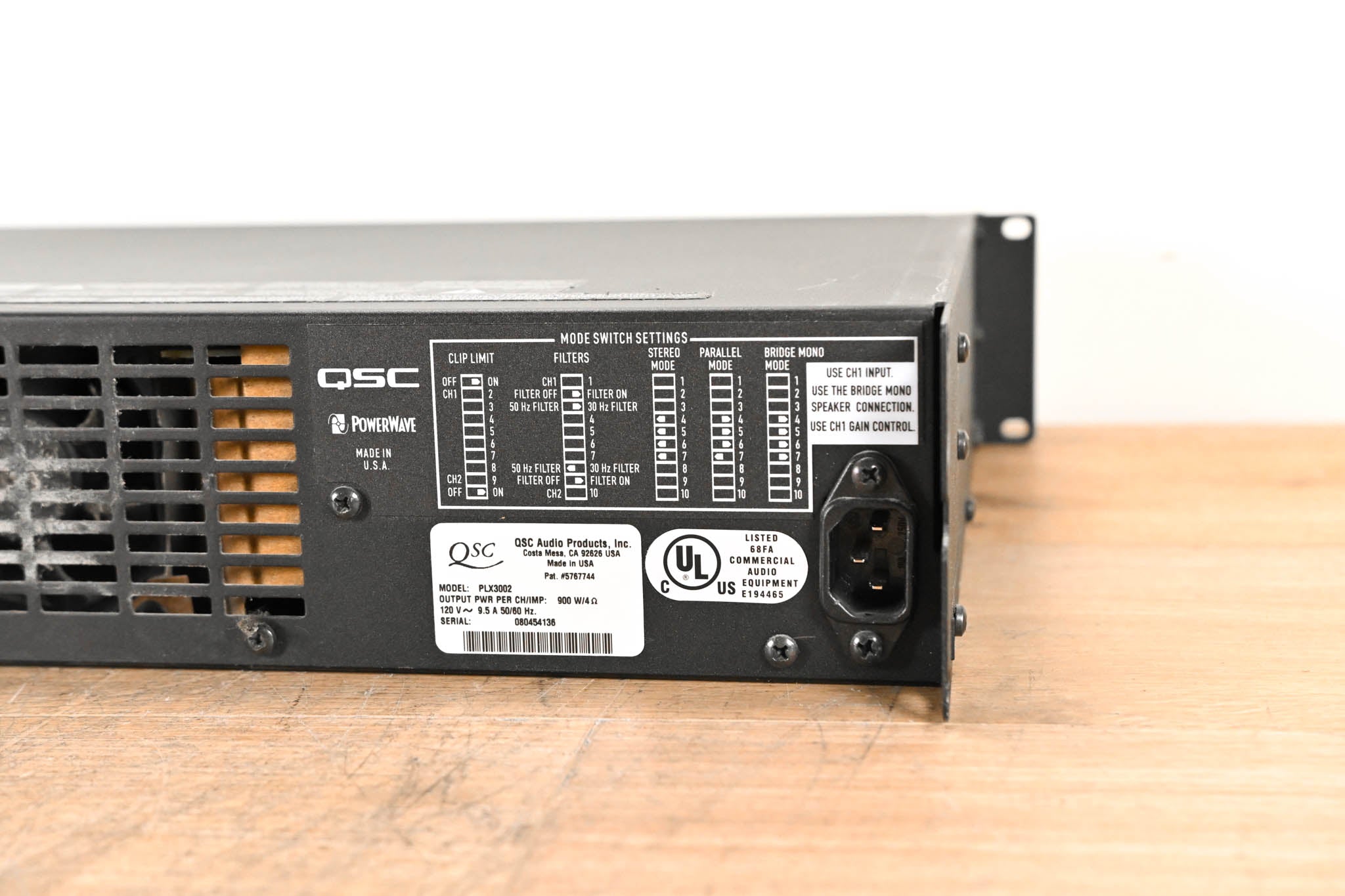 QSC PLX3002 2-Channel Power Amplifier