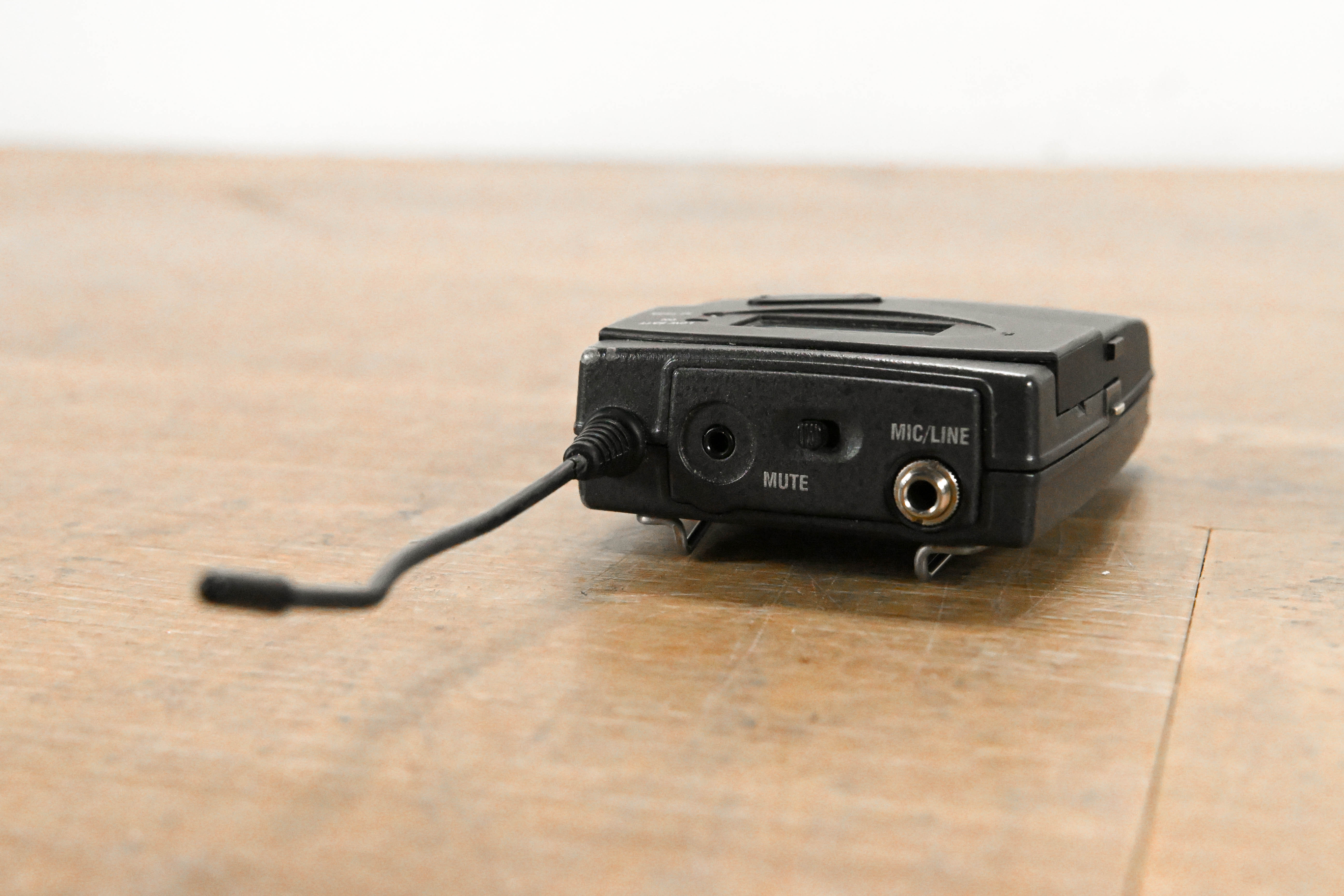Sennheiser SK 300 G3 Wireless Bodypack Transmitter - B Band: 626-668 MHz