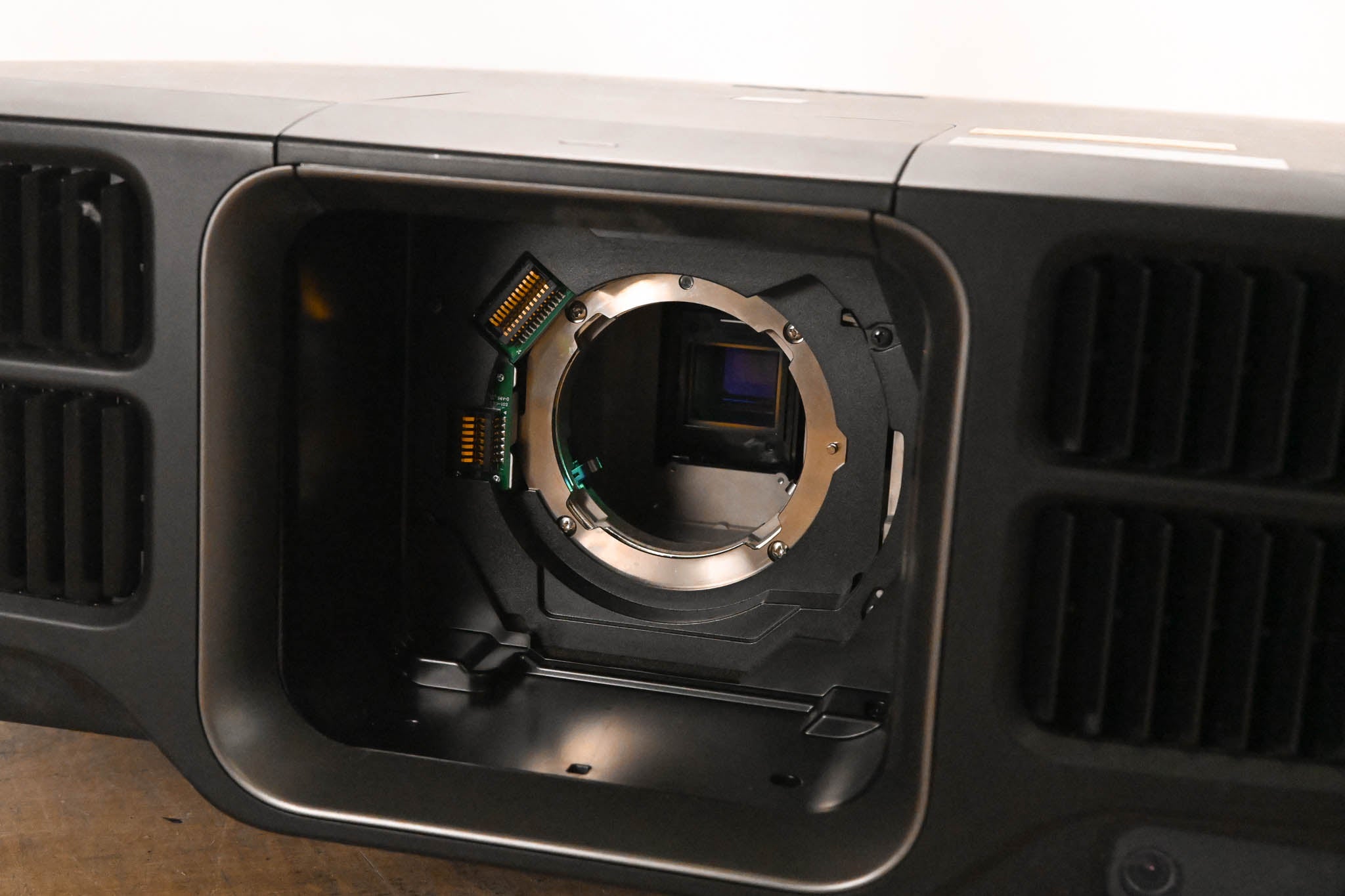 Epson Pro L1405U 8,000-Lumen Laser WUXGA 3LCD Projector