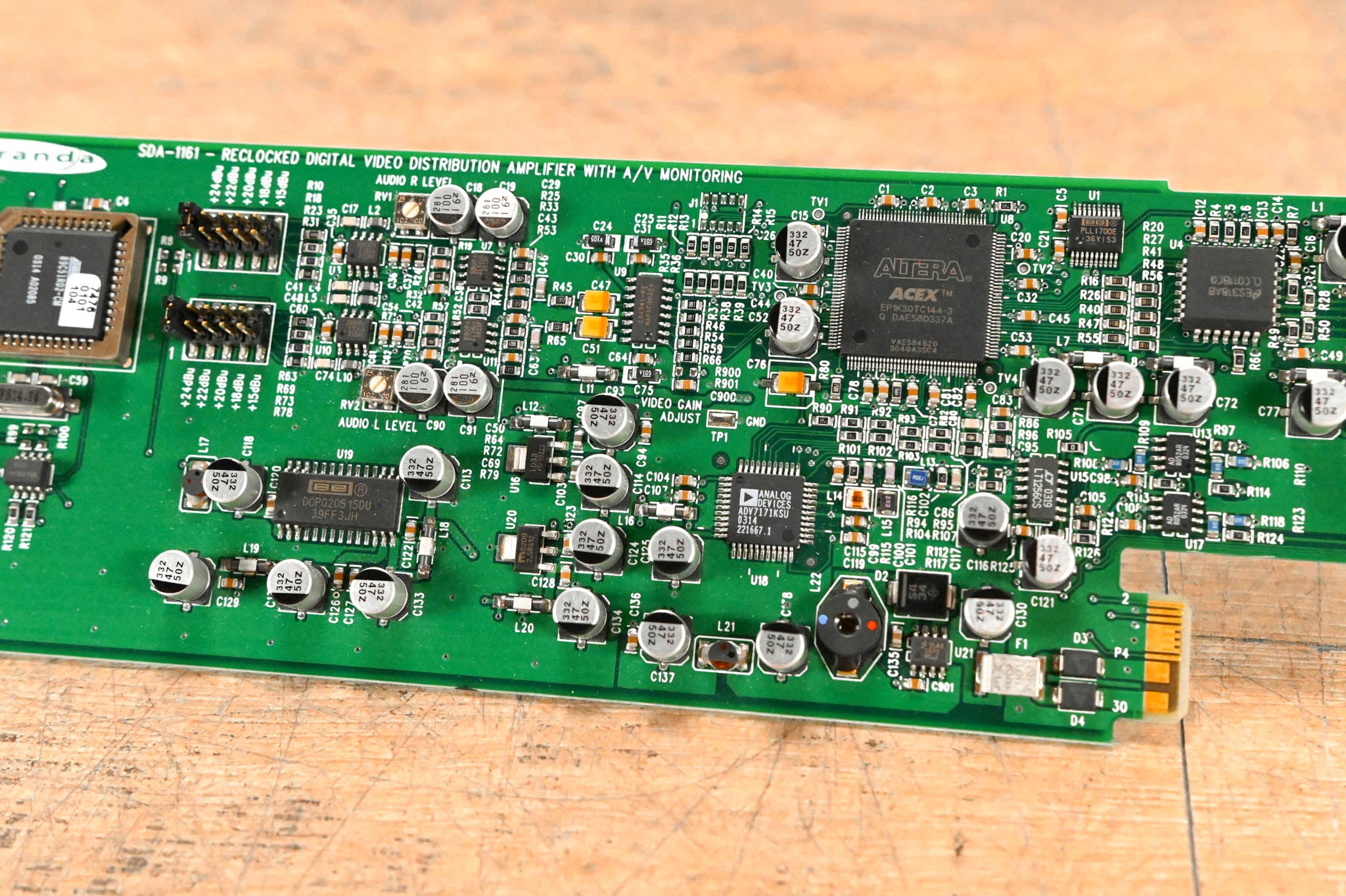Miranda SDA-1161 Reclocked SDI Distribution Amplifier Module