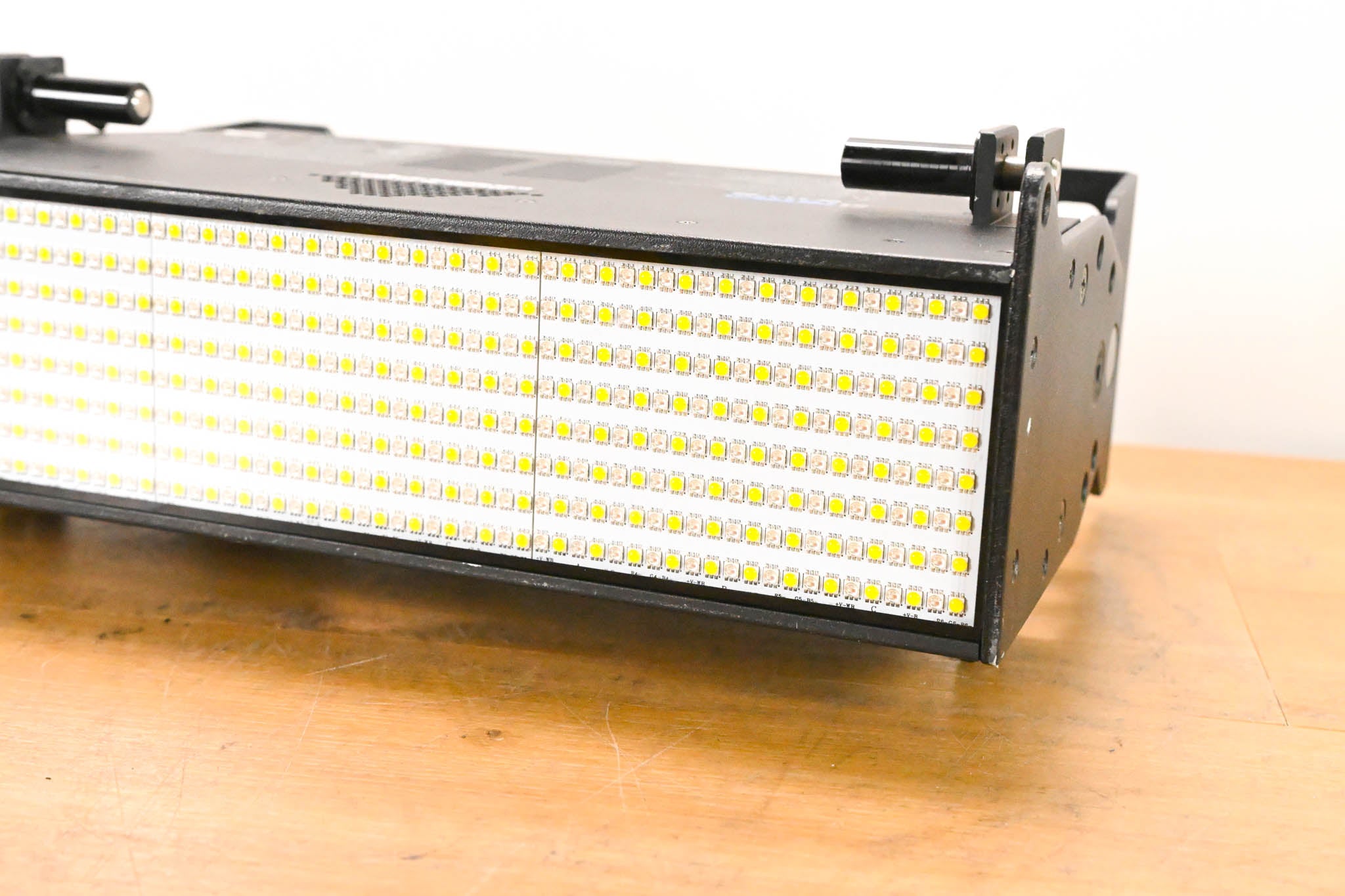 Philips Showline SL Nitro 510C RGBW LED Strobe Light