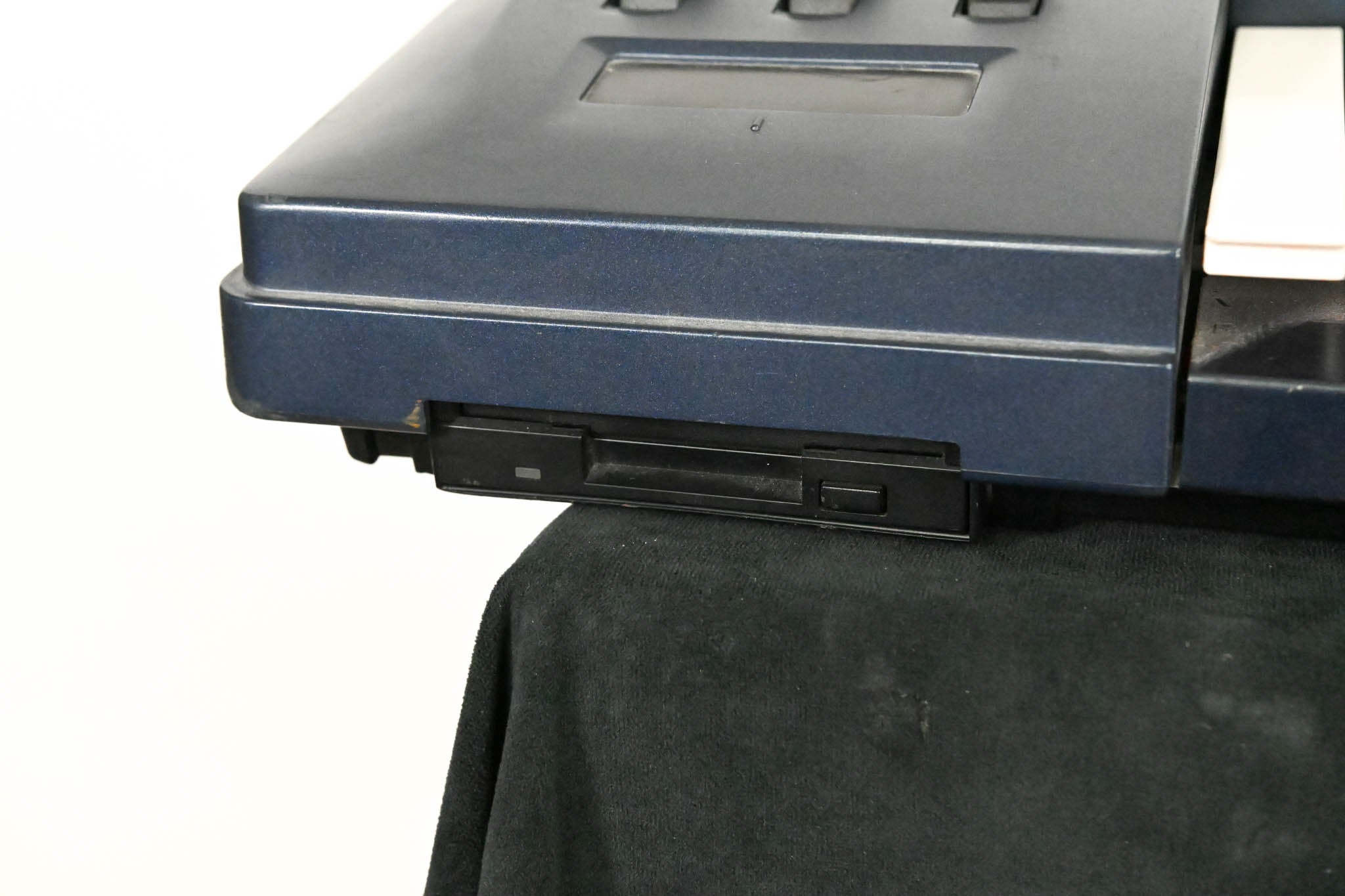 Yamaha EX5 76-key Synthesizer Workstation