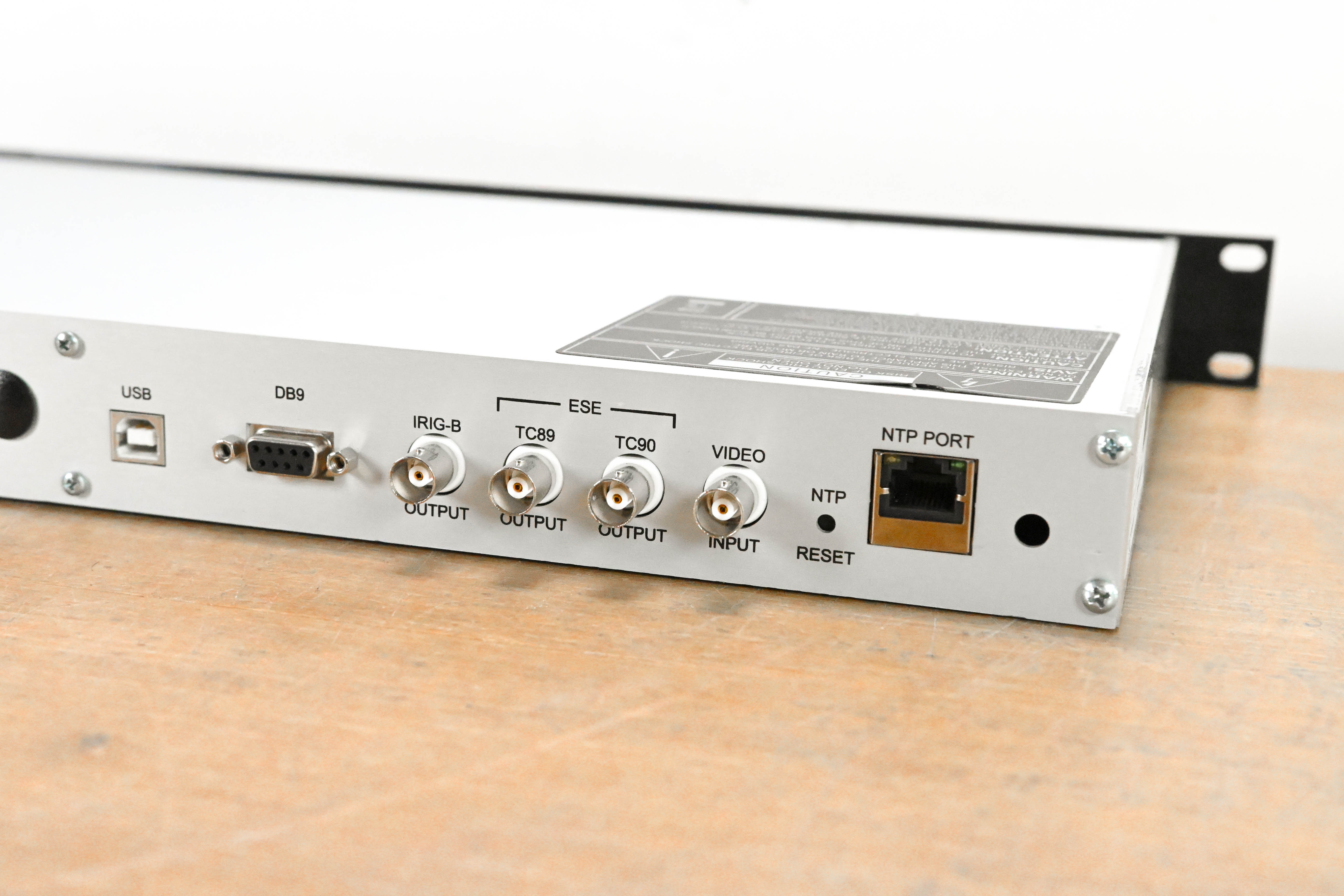 ESE ES-188E NTP Referenced Master Clock/Time Code Generator (NO PSU)