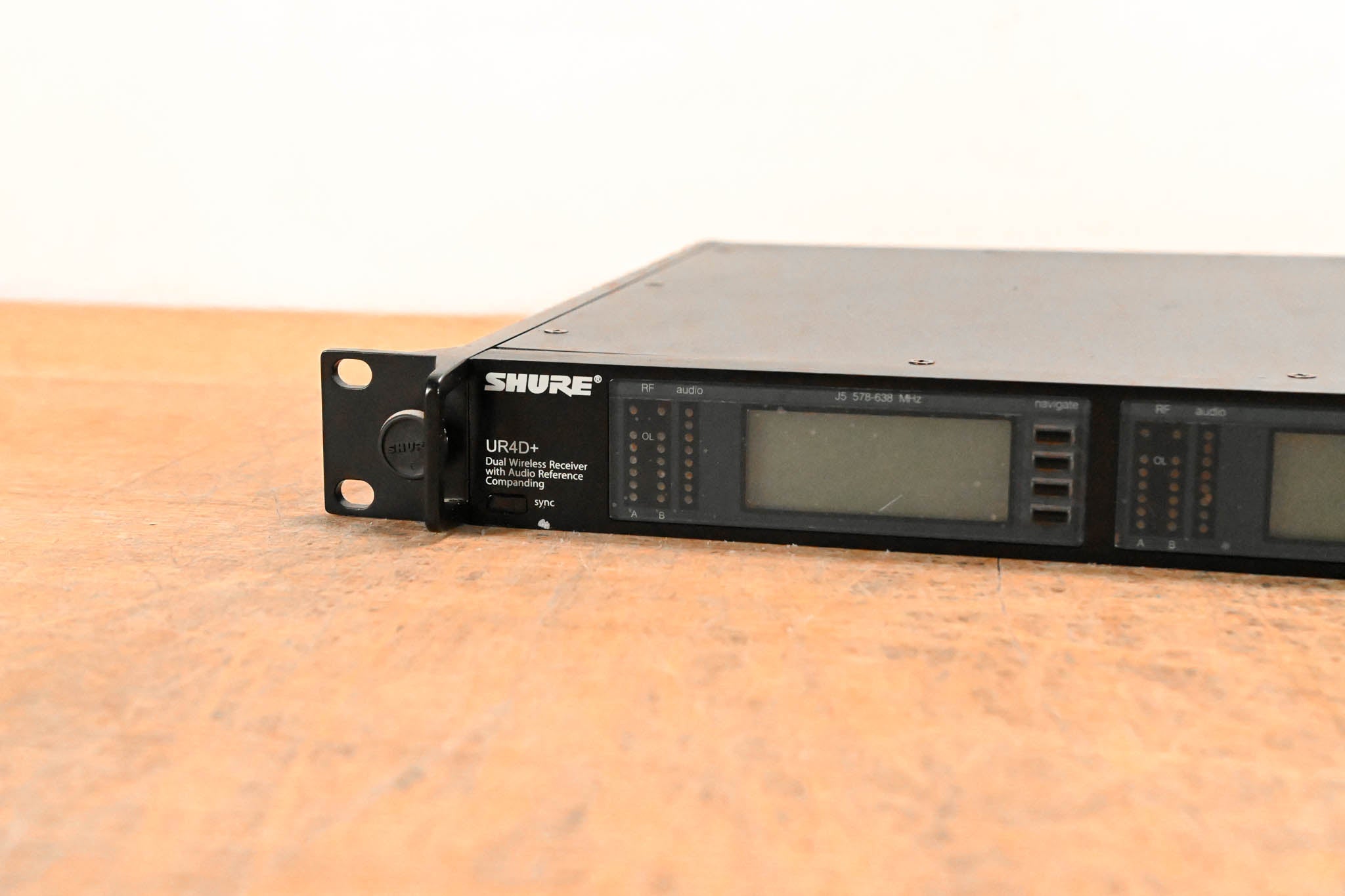 Shure UR4D+ Dual-Channel Wireless Receiver - J5 Band: 578-638 MHz