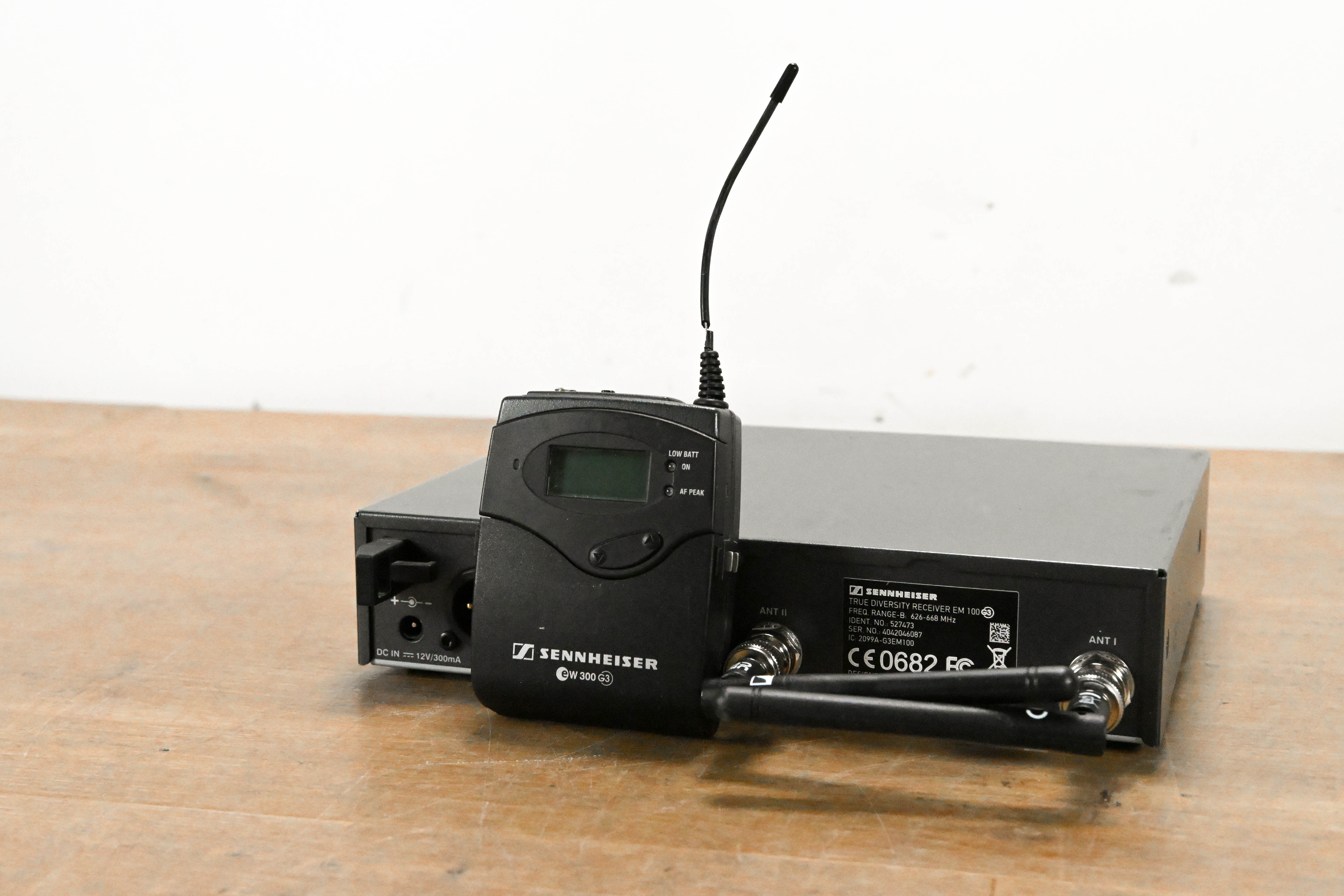 Sennheiser EM 100 G3 Receiver w/ SK 300 G3 Bodypack - B Range (NO PSU)