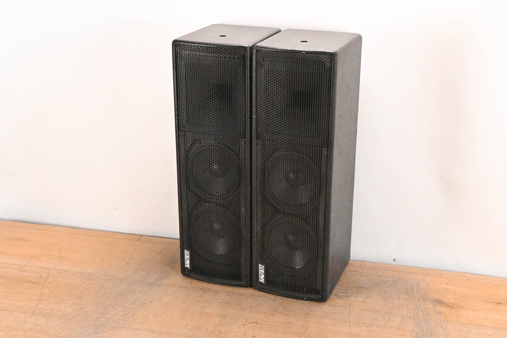 EAW UB52 Two-Way Full-Range Loudspeaker (PAIR)