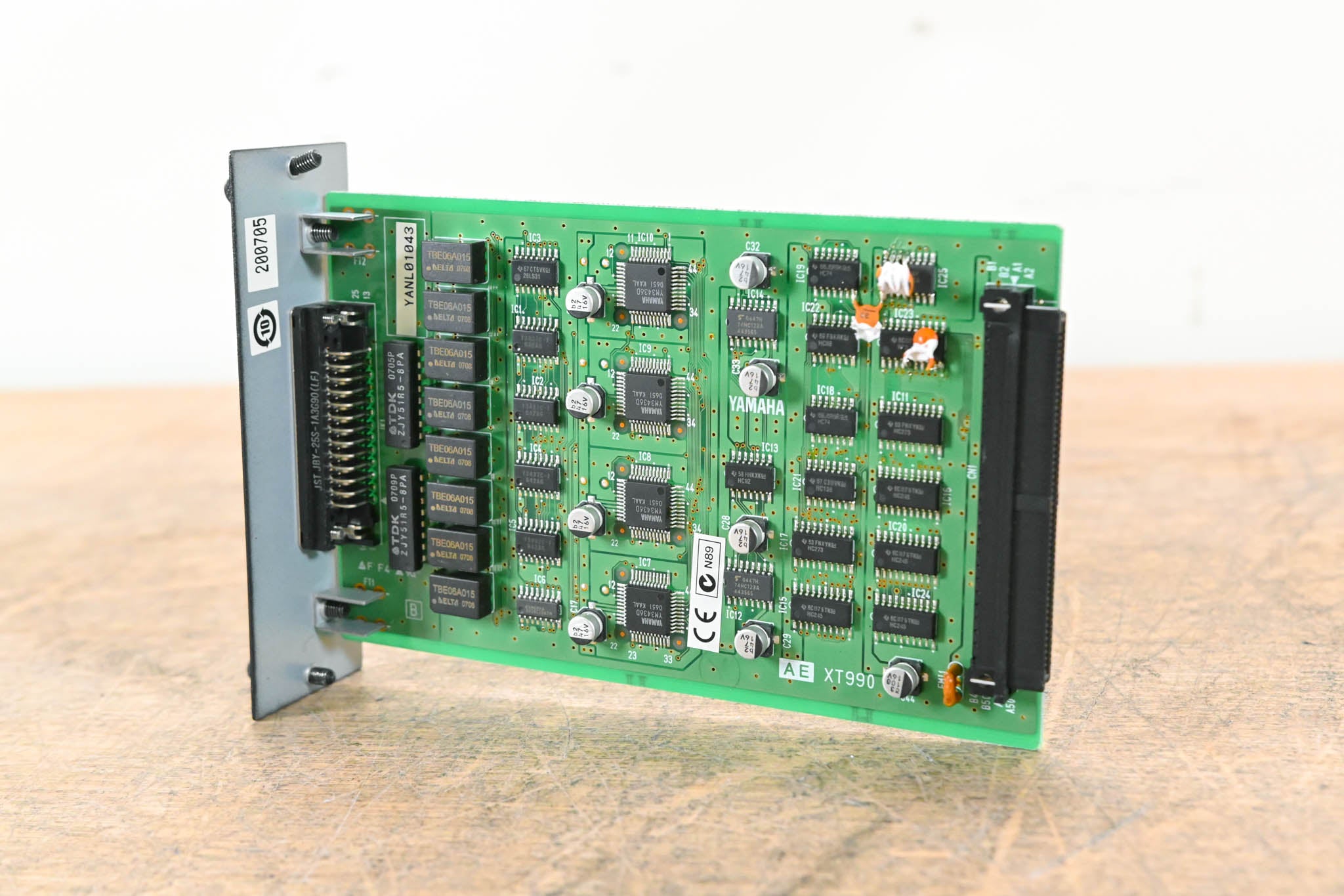 Yamaha MY8-AE 8-Channel AES/EBU Input/Output Card