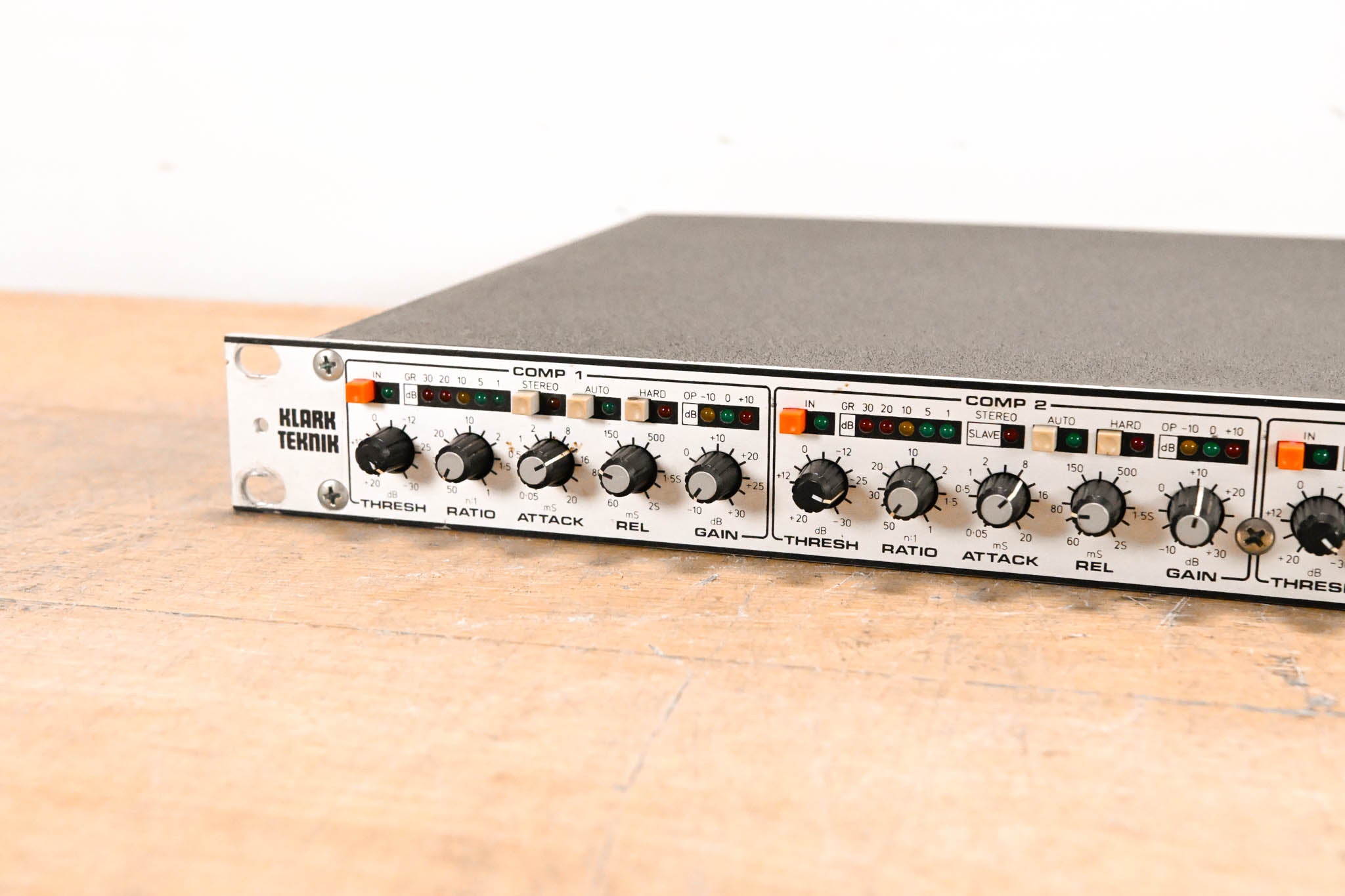 Klark Teknik DN504 Quad Compressor Limiter