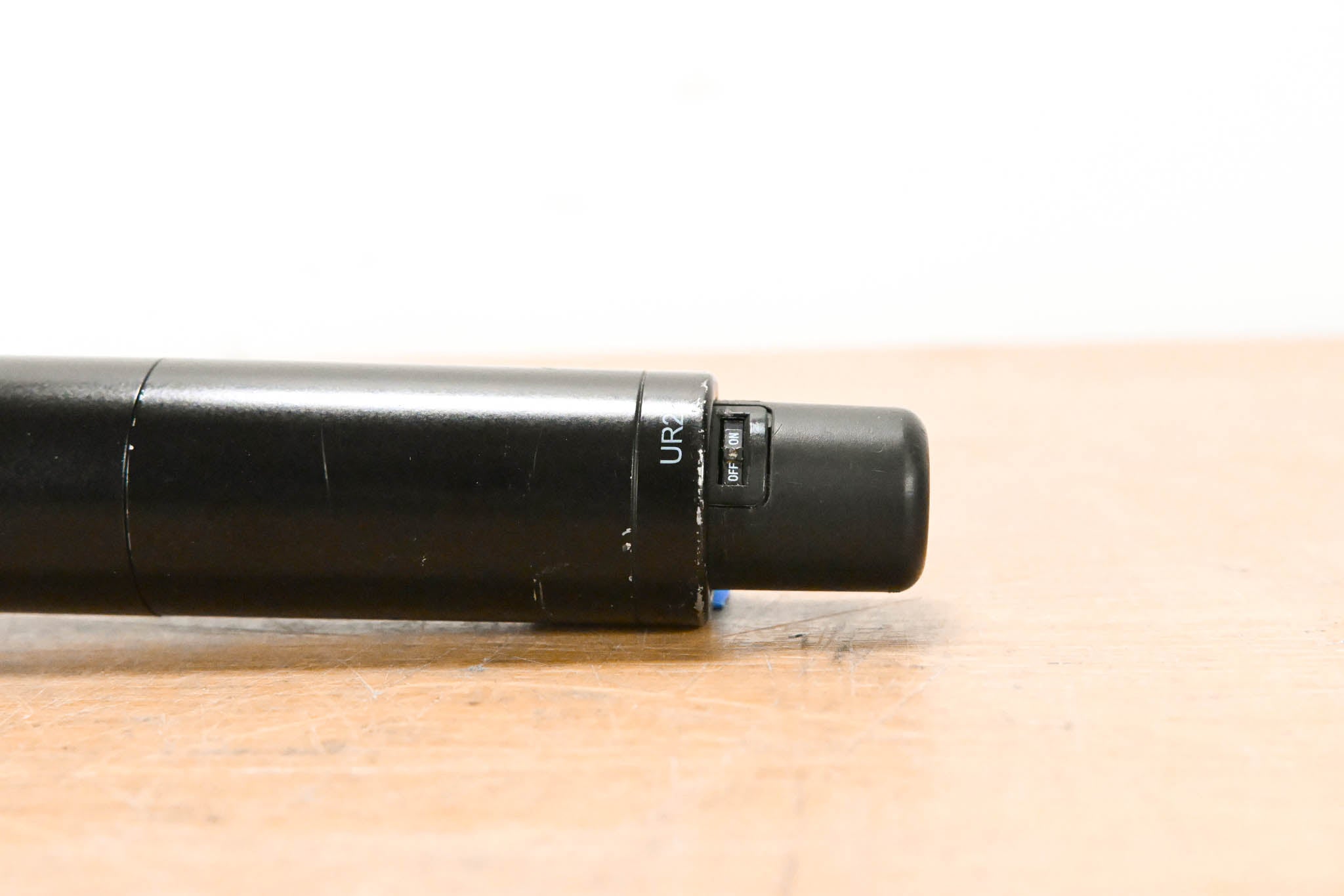 Shure UR2/SM87A Handheld Transmitter with SM87A Capsule - H4 Band