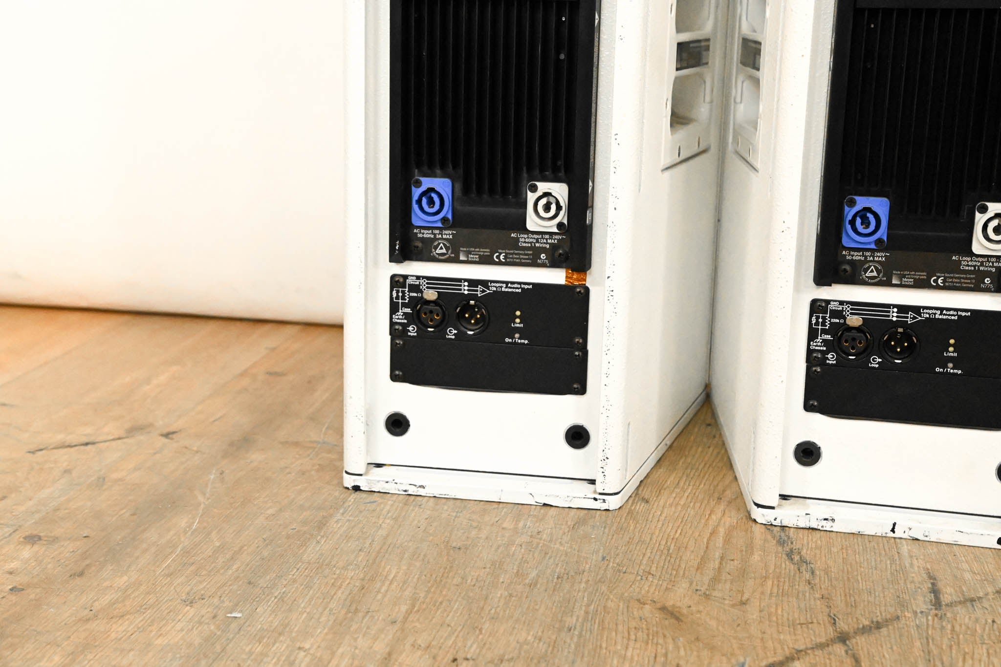 Meyer Sound UPJ-1P Compact VariO Loudspeaker (PAIR)