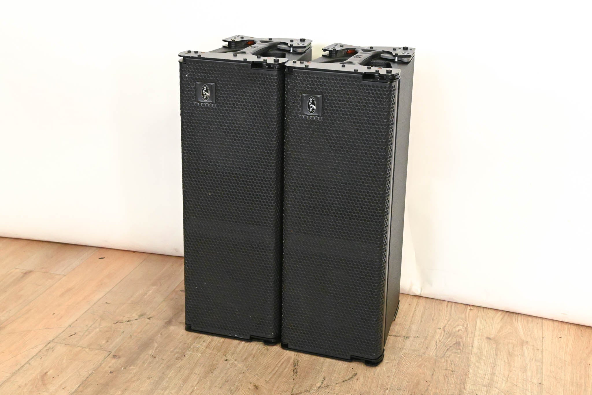 DAS Audio Event 210A 2x10" 3-Way Active Line Array Loudspeaker (PAIR)