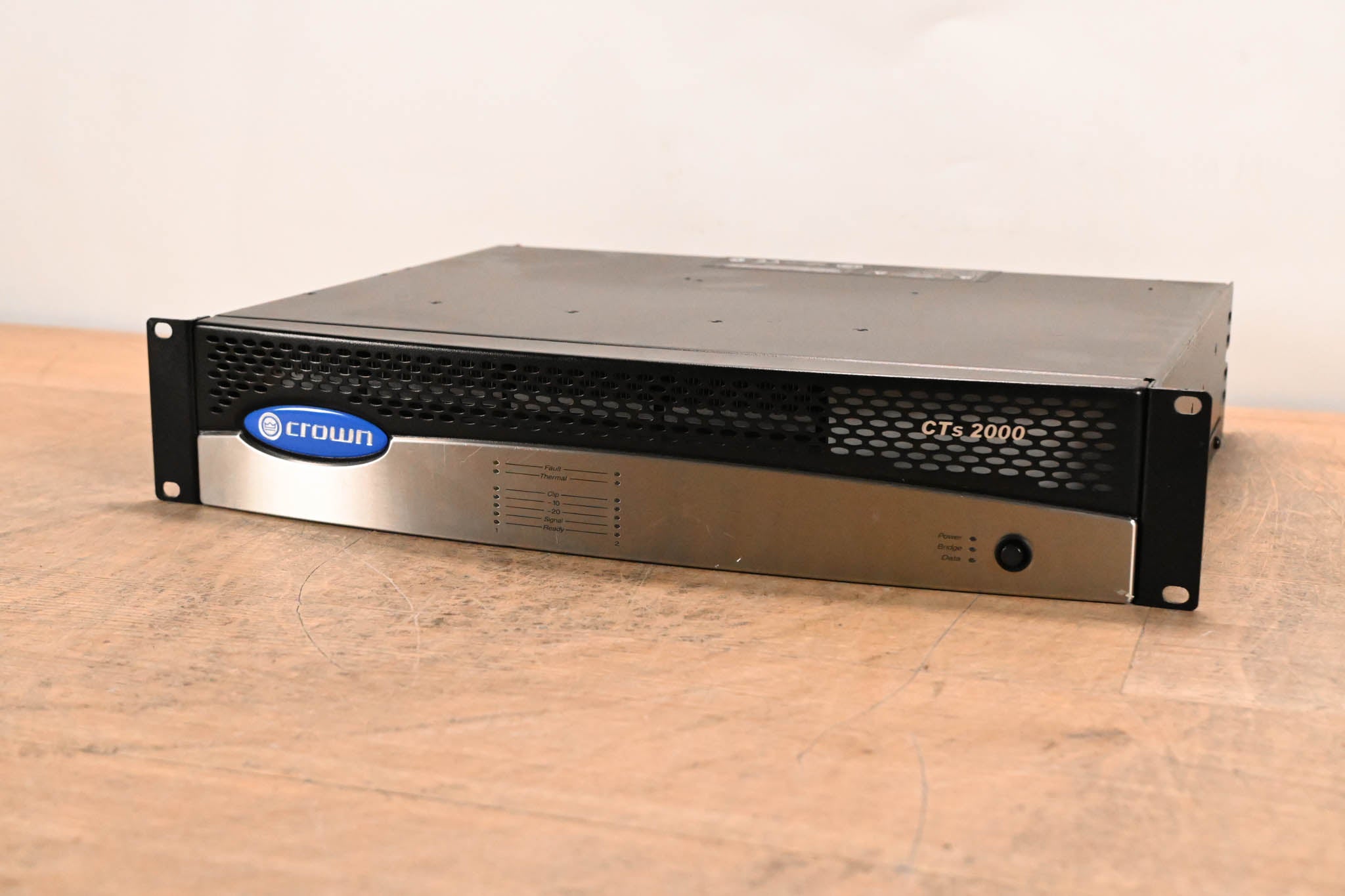 Crown CTs 2000 Two-Channel 1000W Power Amplifier