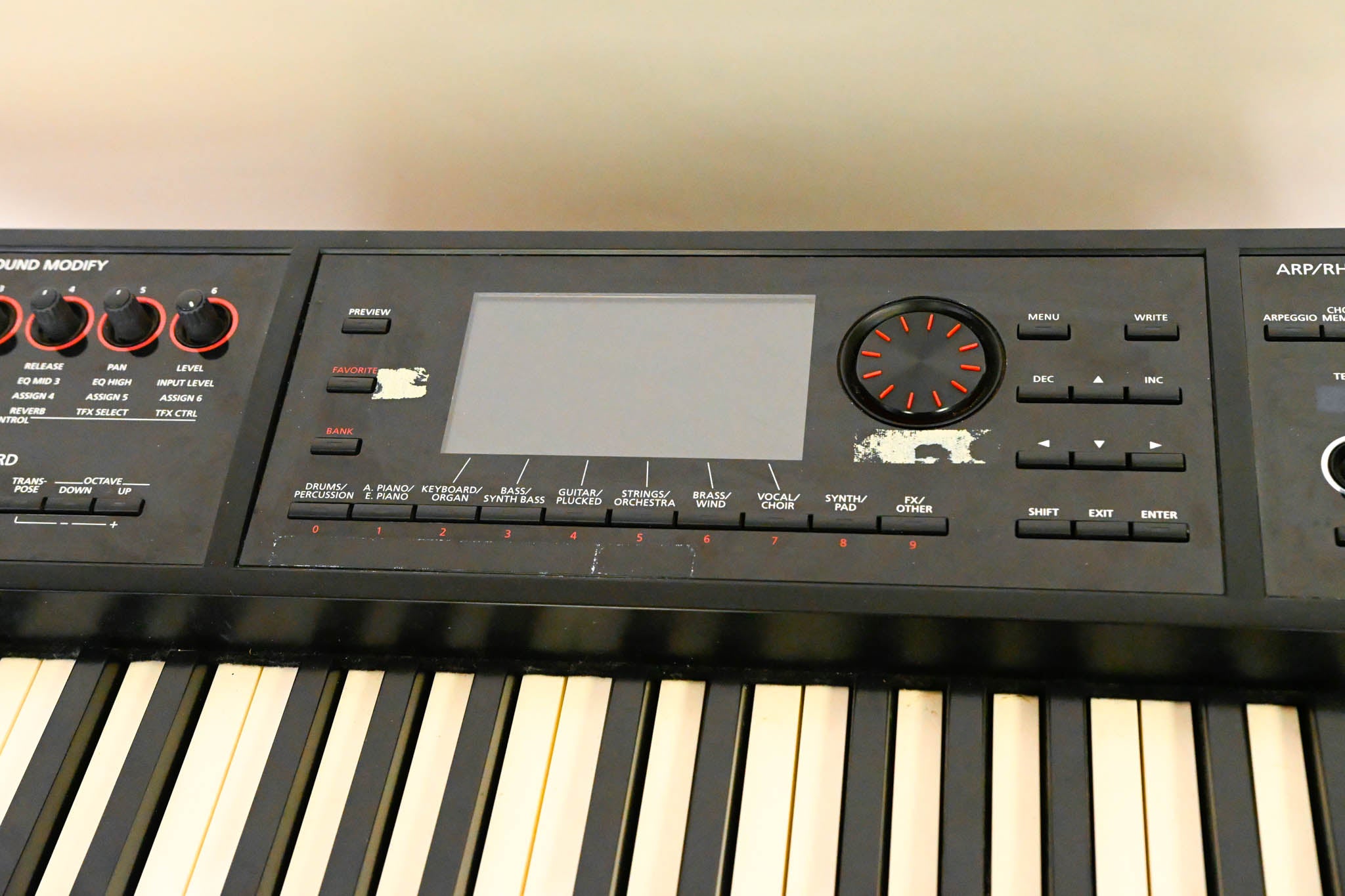 Roland FA-08 88-Key Music Workstation (NO POWER SUPPLY)