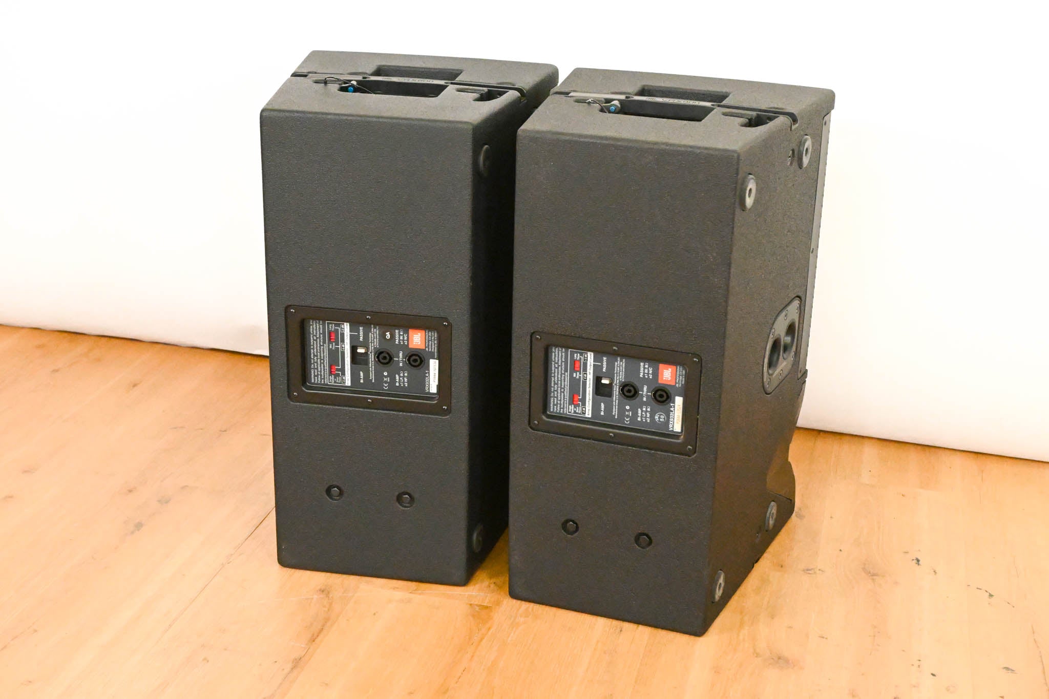 JBL VRX932LA-1 12" Two-Way Line Array Loudspeaker System (PAIR)