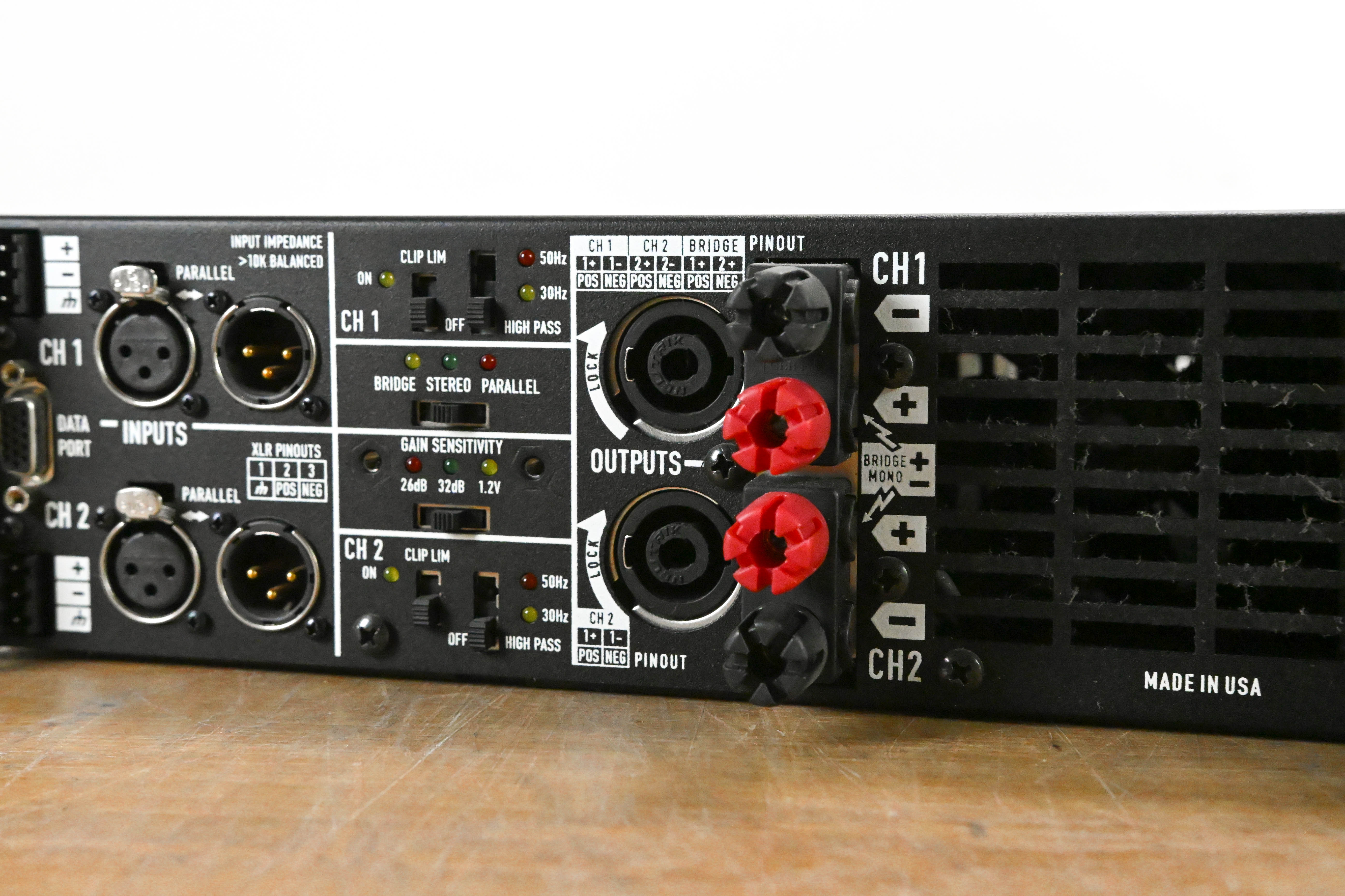 QSC PL380 Powerlight 3 Series 2-Channel Power Amplifier