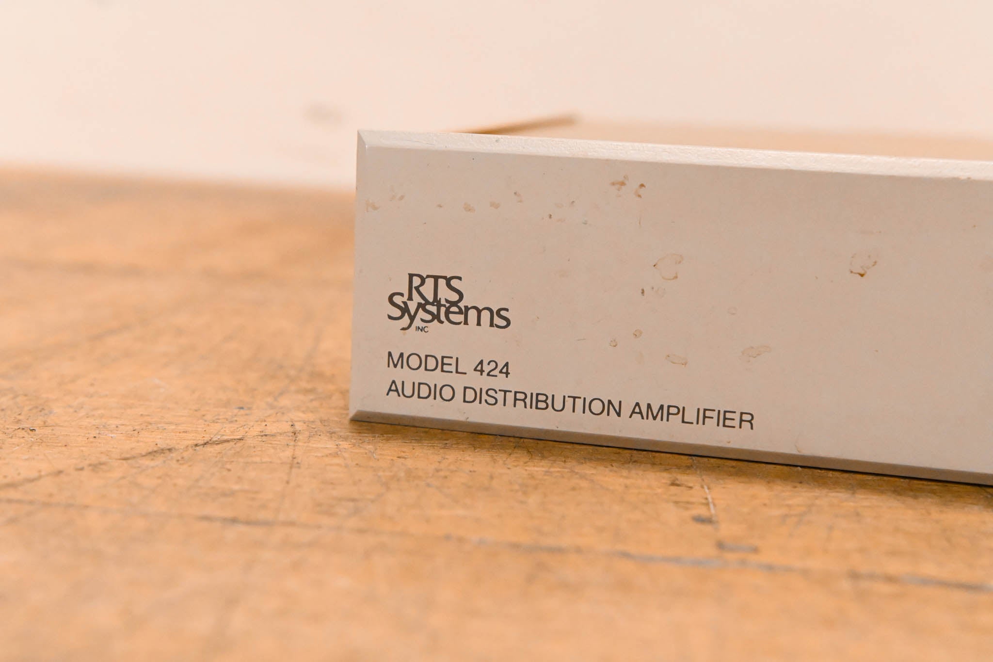 RTS 424 Audio Distribution Amplifier