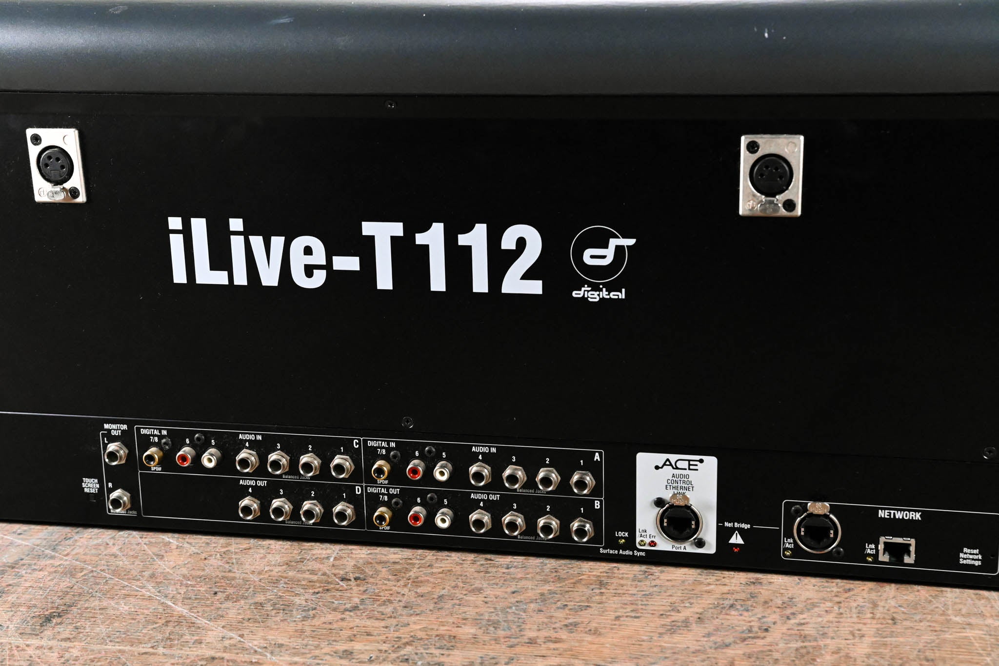 Allen & Heath iLive-T112 Mixing Surface with iDR-32 Fixed-Format MixRack