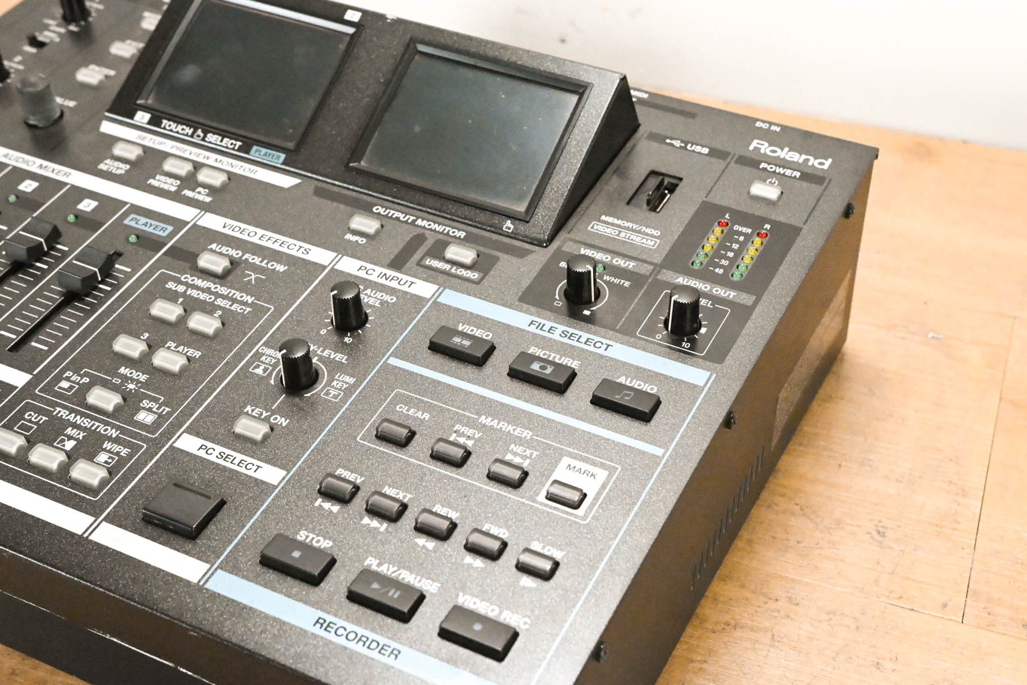 Roland VR-5 AV Mixer & Recorder (NO POWER SUPPLY)