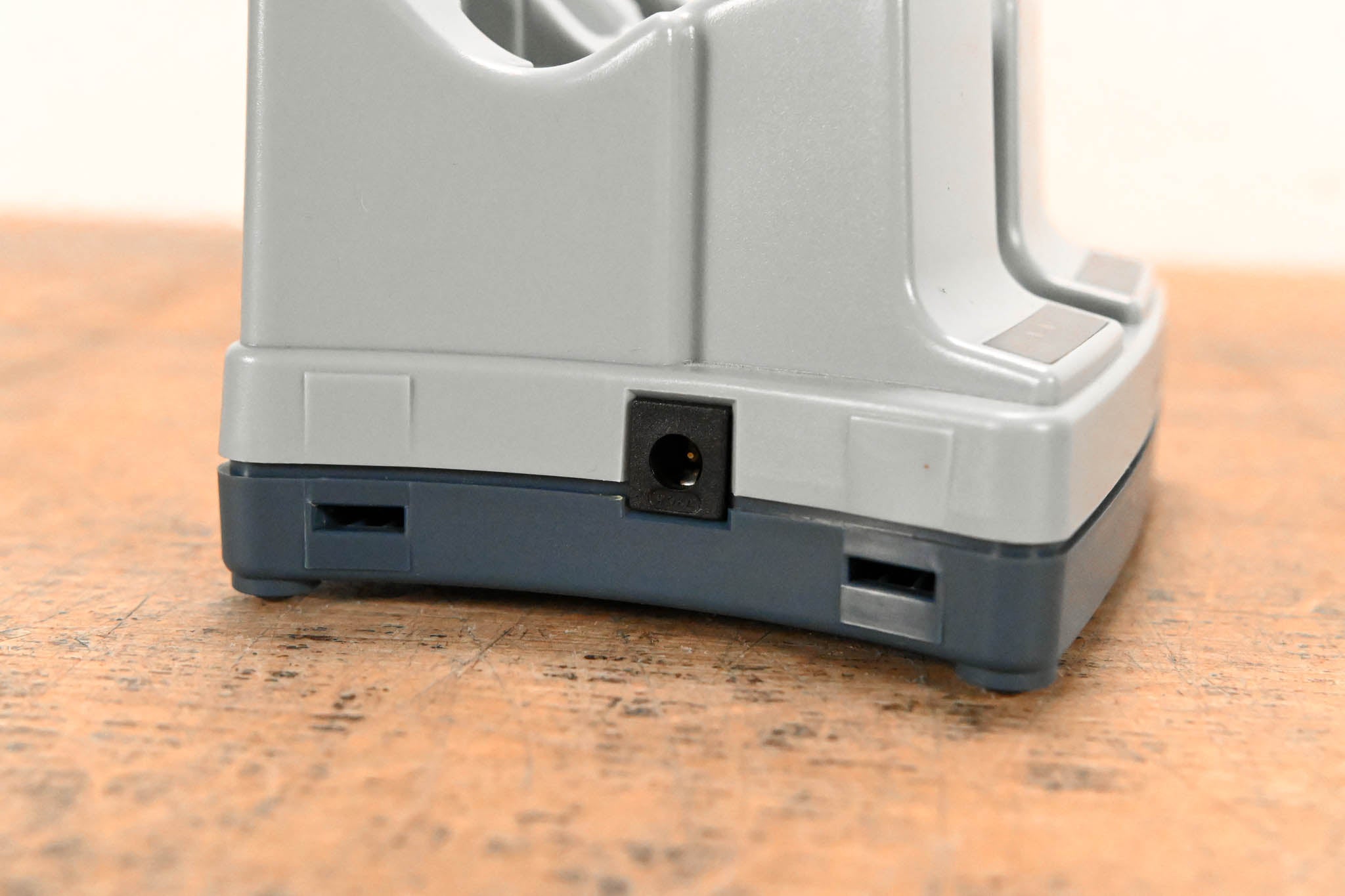 Sennheiser L 2015 Charging Station (NO POWER SUPPLY)