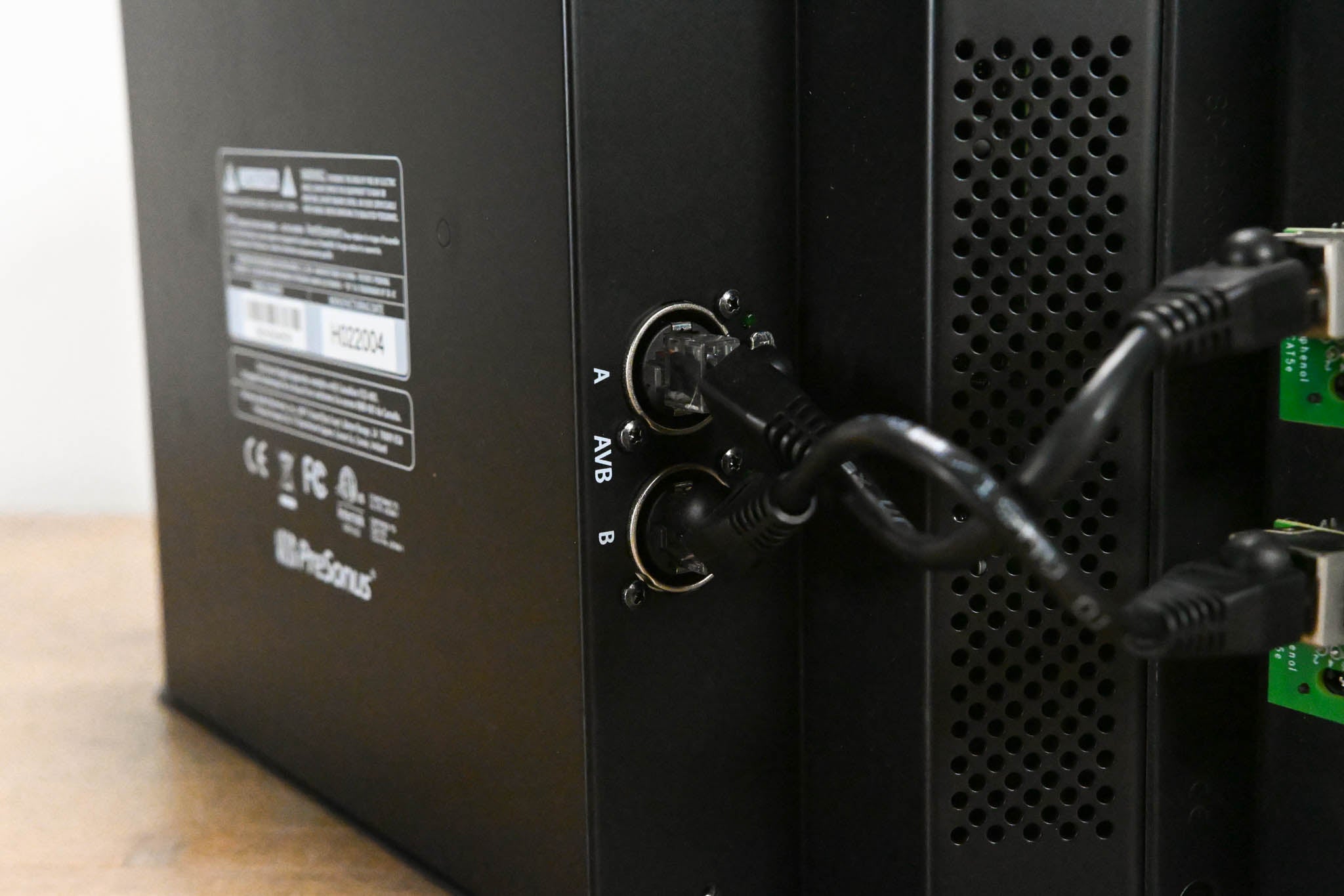 PreSonus NSB 16.8 16 x 8 AVB Networked Stage Box