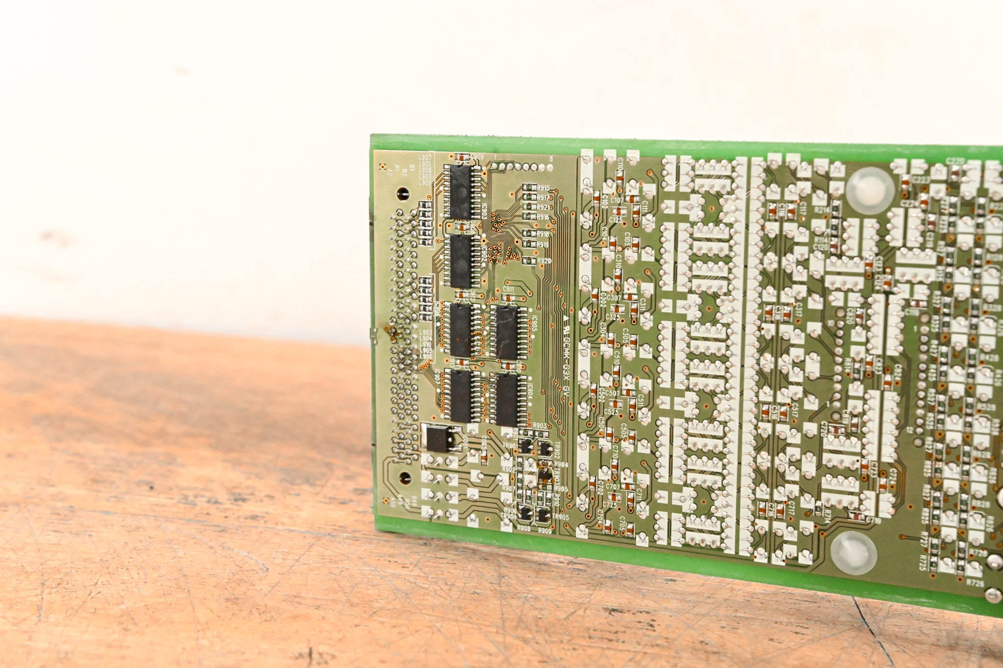 Yamaha MY8-DA96 24-bit, 96kHz 8-Channel Analog Output Card