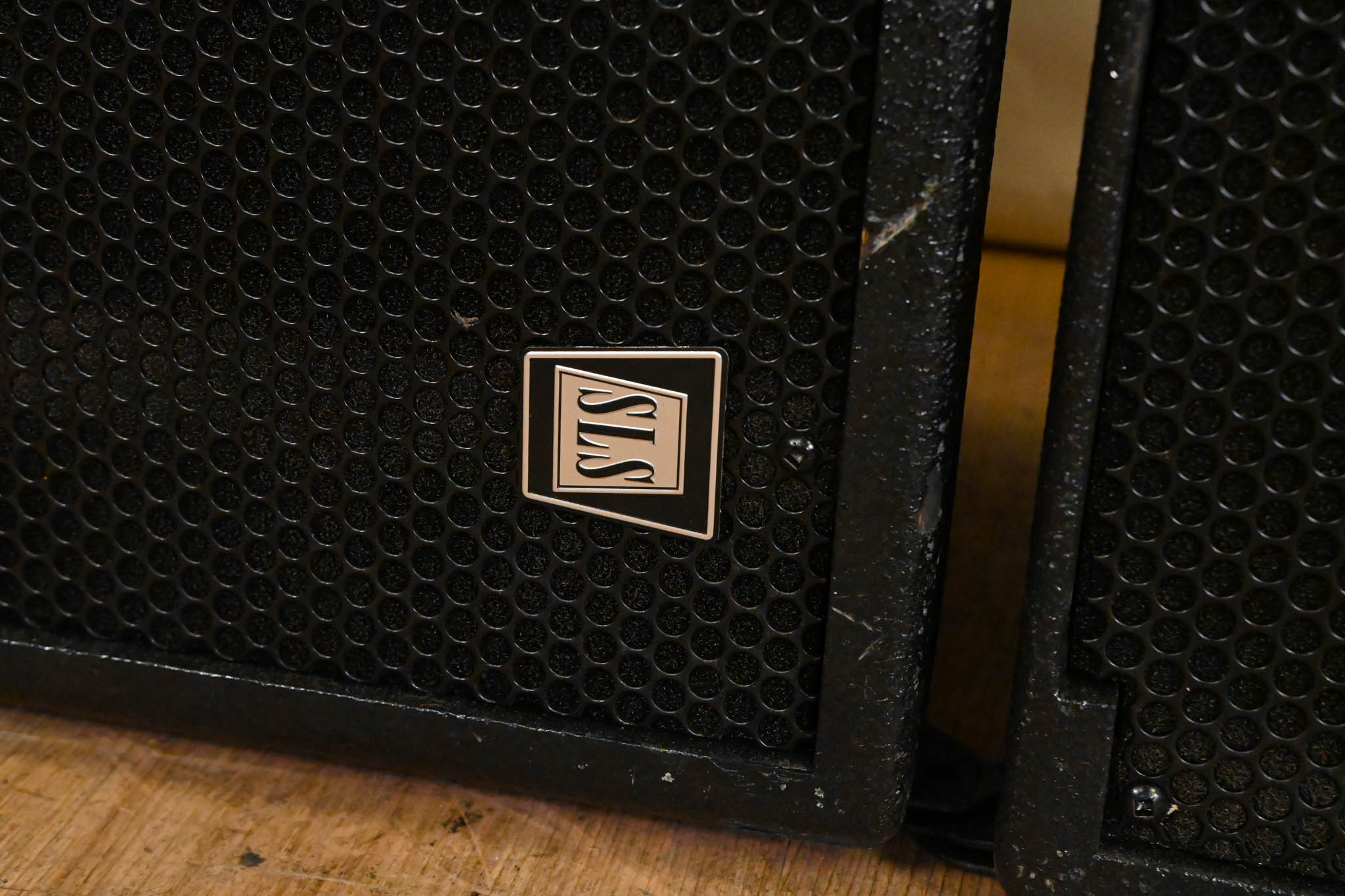 SLS LS8800 Full-Range Line Array Module (PAIR)