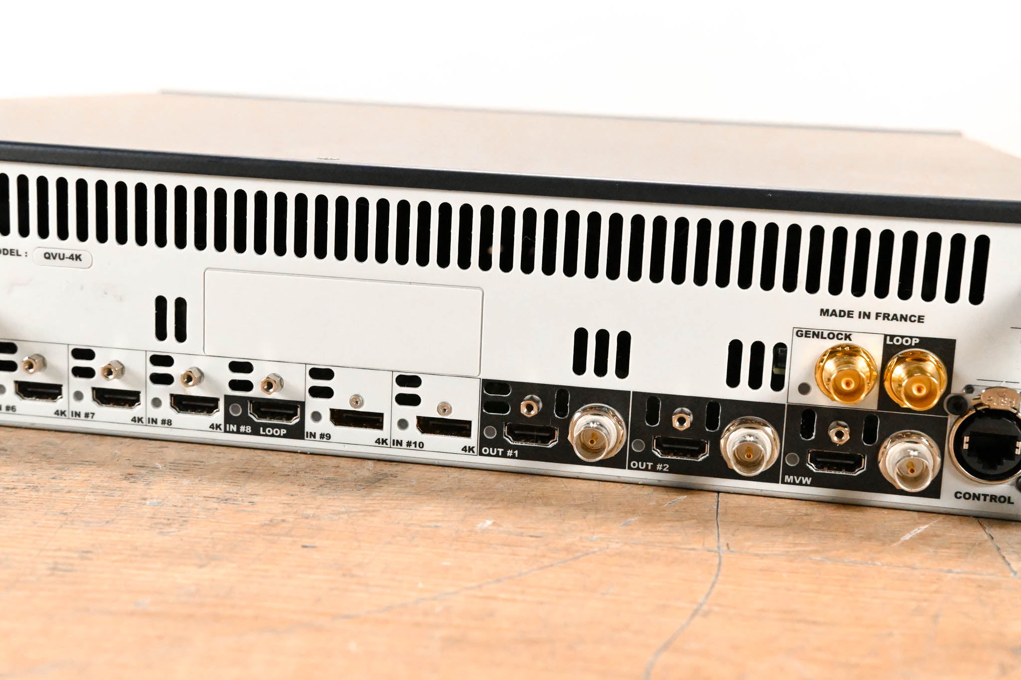 Analog Way QVU-4K QuickVu 4K Seamless Presentation Switcher