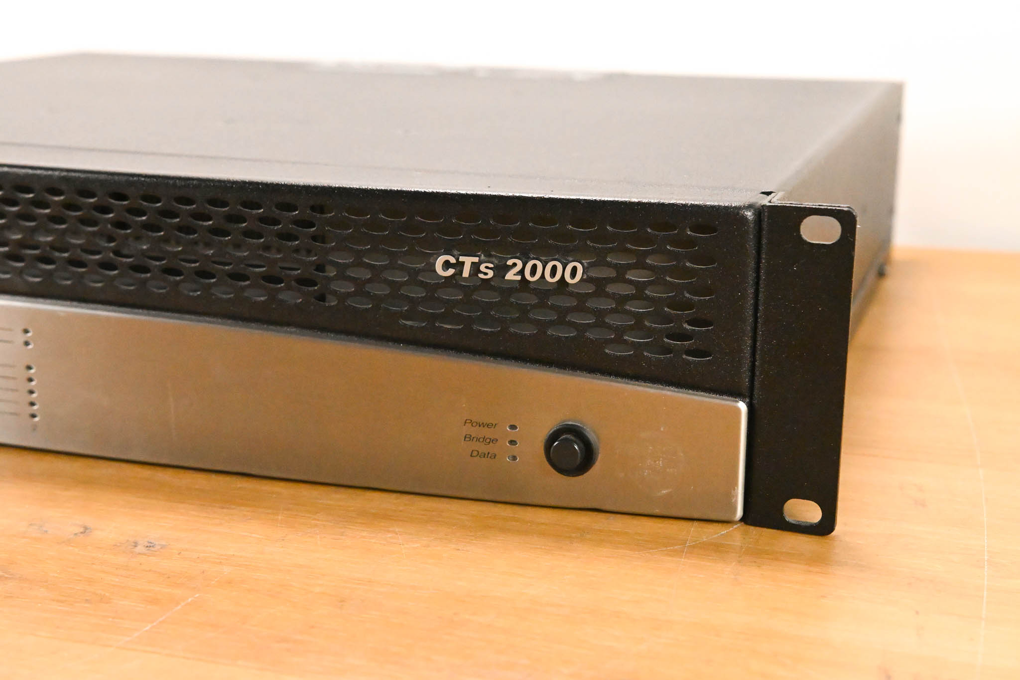 Crown CTs 2000 2-Channel 1000W Power Amplifier
