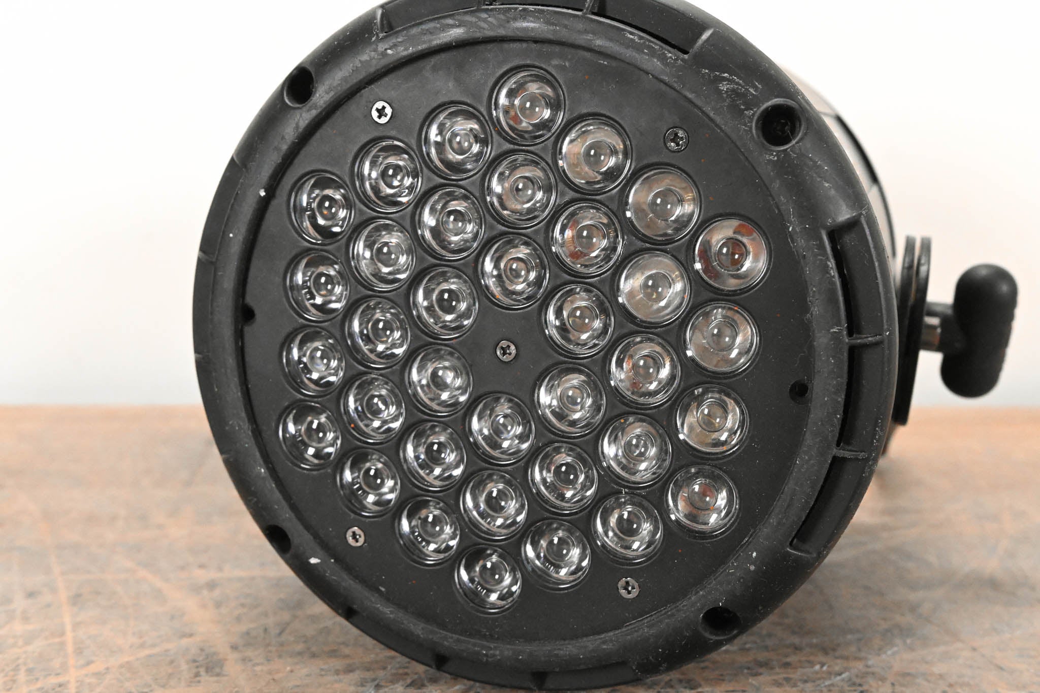 MEGA-LITE 4025 N-E Color Cannon LED Light