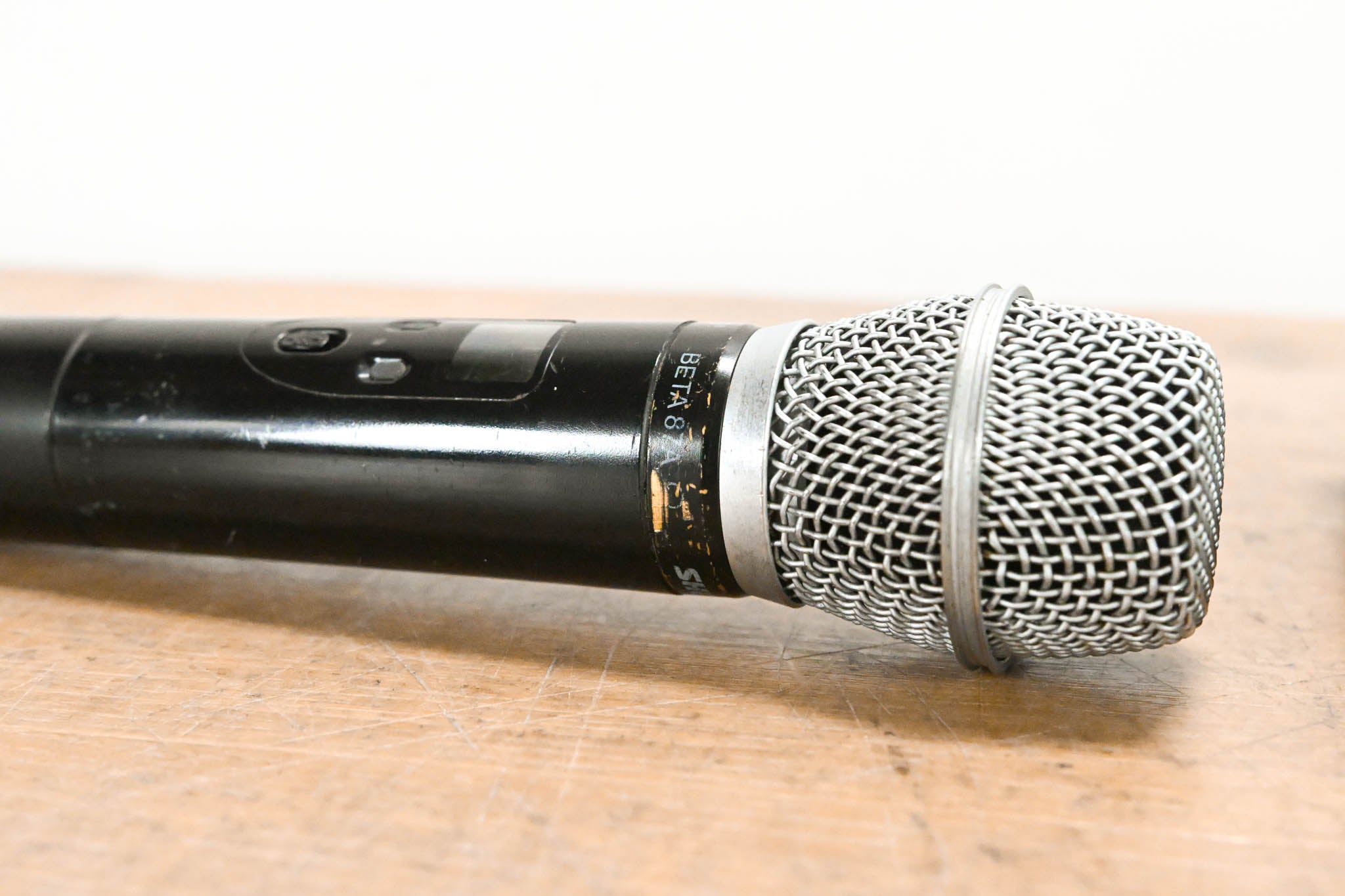 Shure ULXS24/BETA87A-M1 Handheld Wireless System - 662-698 MHz (NO PSU)