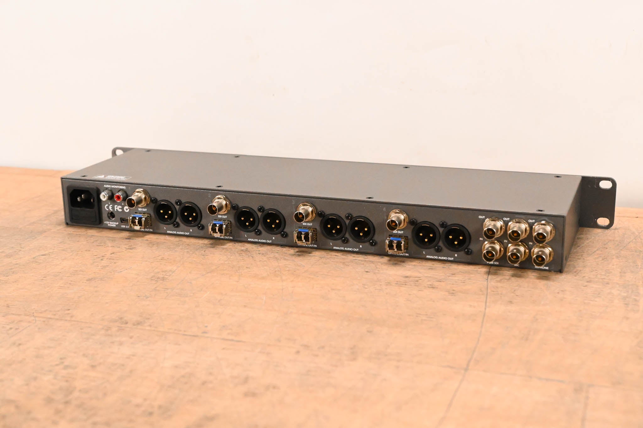 Blackmagic Design ATEM Studio Converter 2