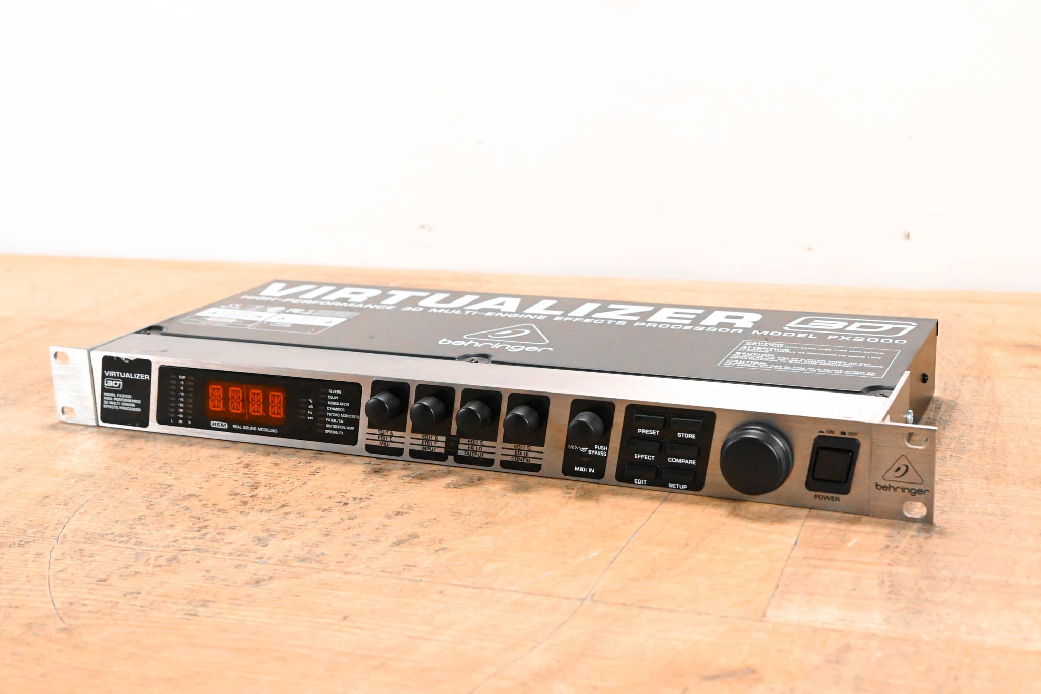 Behringer VIRTUALIZER 3D FX2000 3D Multi-Engine Effects Processor