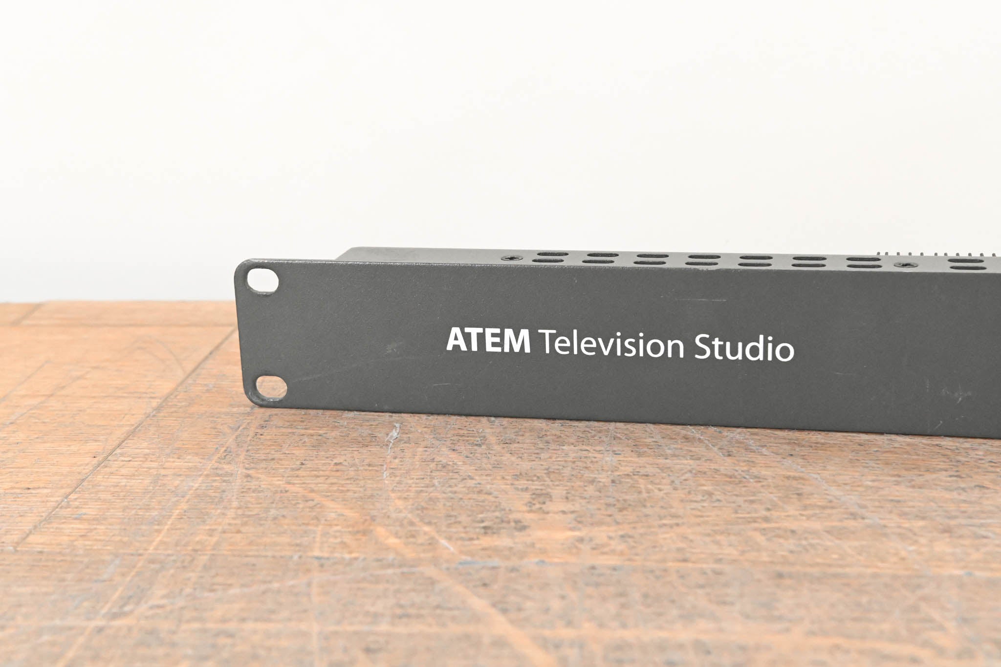 Blackmagic Design ATEM Television Studio (NO POWER SUPPLY)